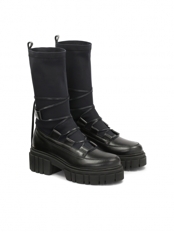 Ladies' avant-garde ankle boots with sock upper and sturdy sole