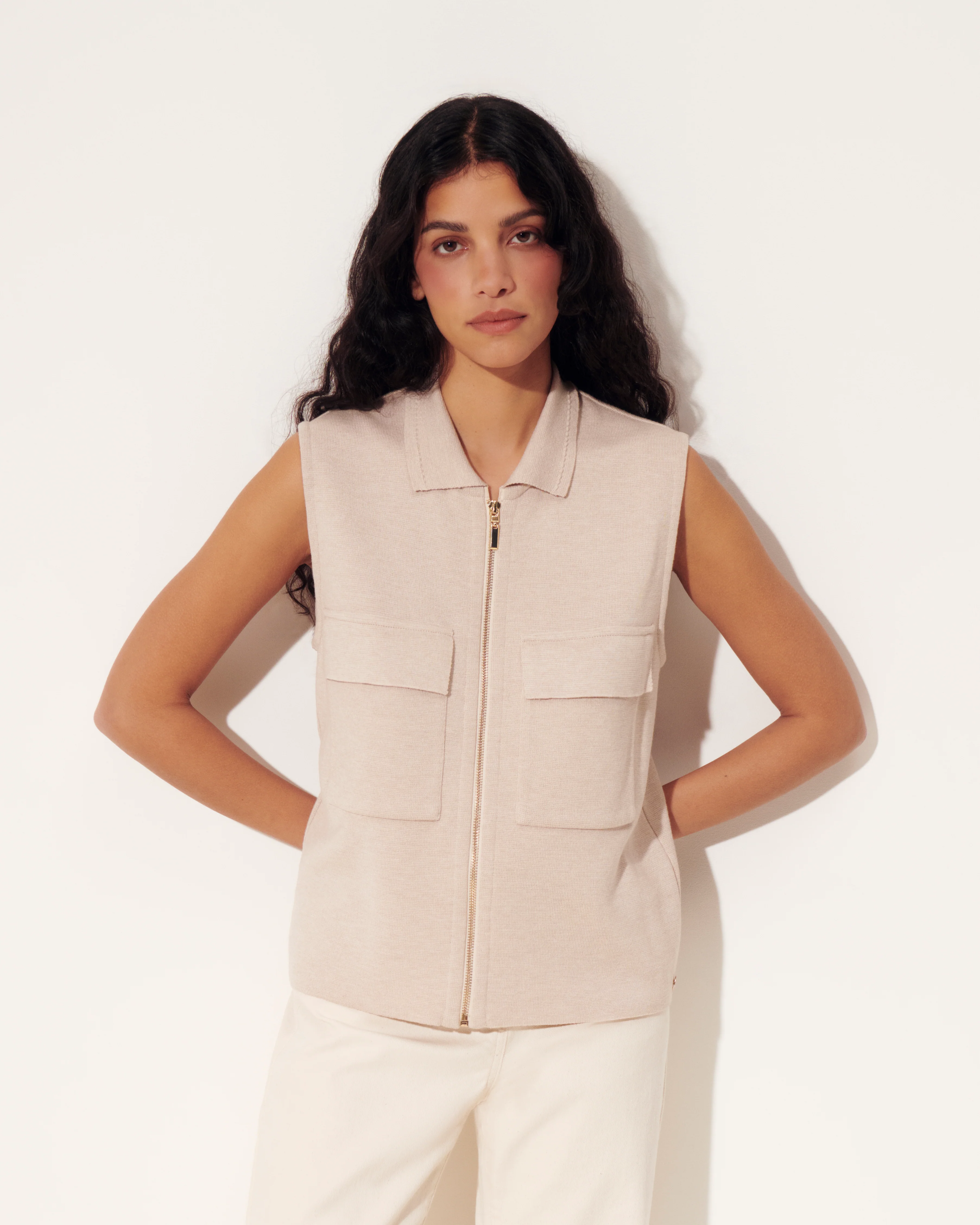 Gilet beige sans manches en maille milano GANACHE/13046/784