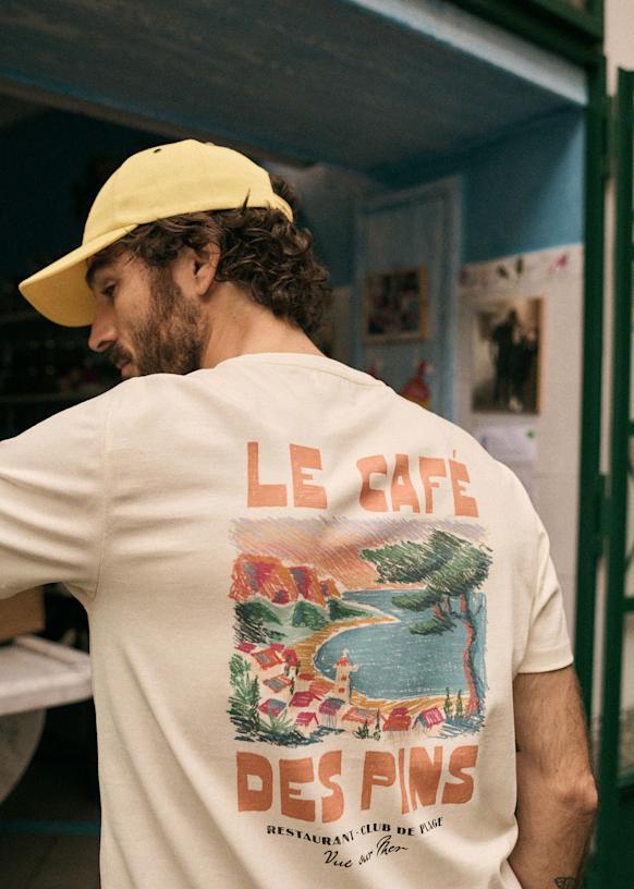 Café des Pins T-Shirt