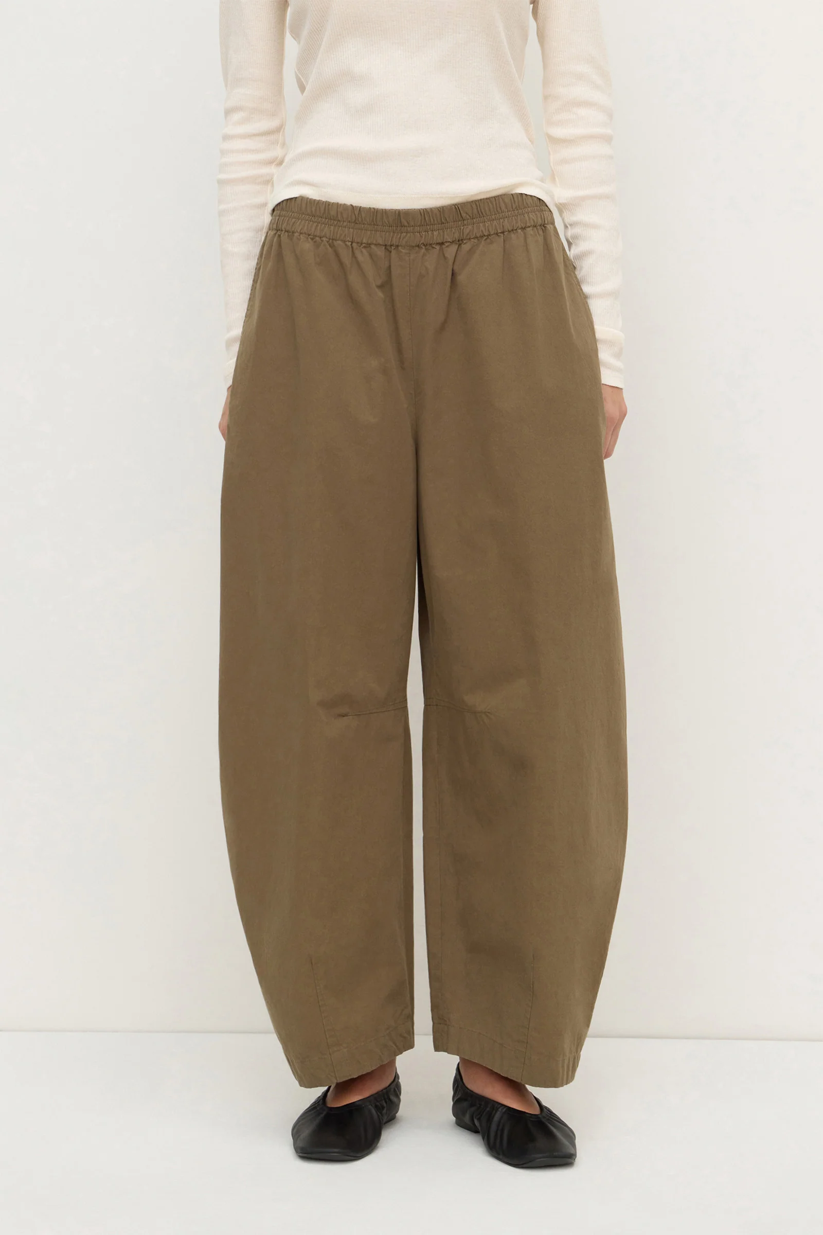 Lola Barrel Pant
