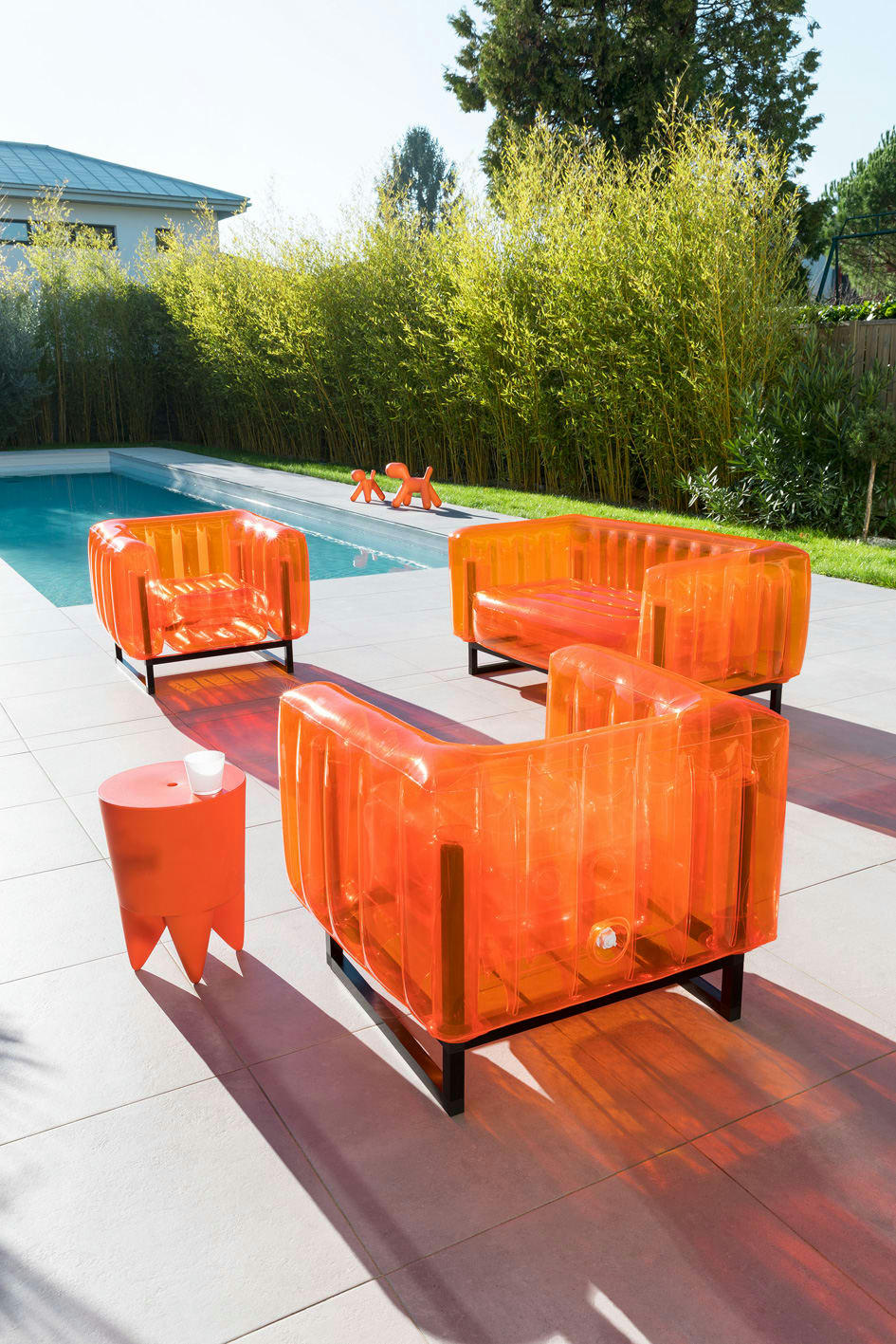 YOMI EKO - Canapé cadre aluminium assise thermoplastique orange