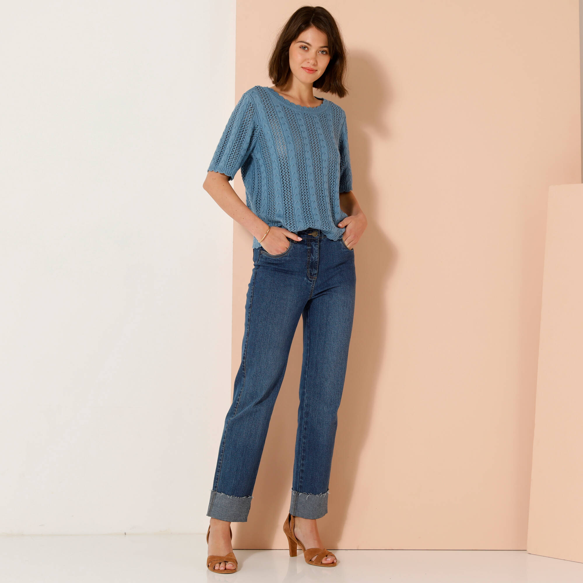 Pull festonné col rond manches coudes, maille ajourée fantaisie