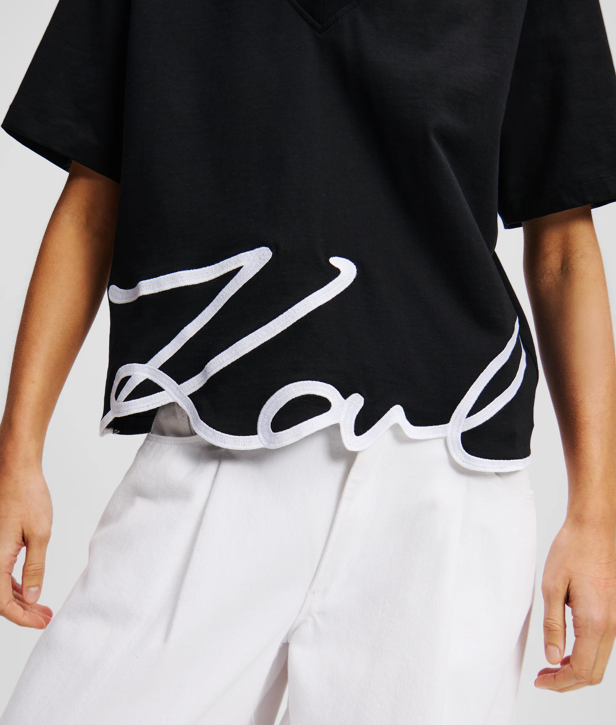 T-shirt col en v signature