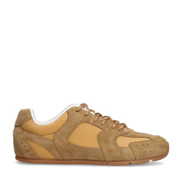 Taupe suède sneakers