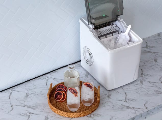 2.2L Water Tank Ice Cube Maker, 12kgs of Ice in 24 hrs