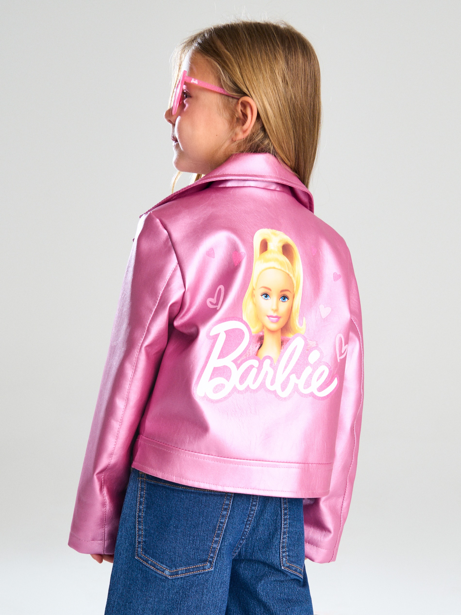 Błyszcząca ramoneska z imitacji skóry z nadrukiem na plecach Barbie
