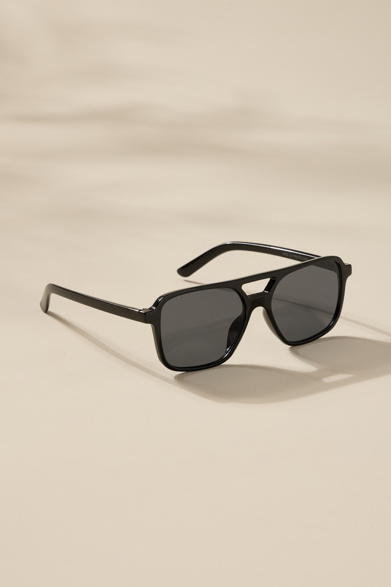 Dora Black Lens Plastic Aviator Sunglasses