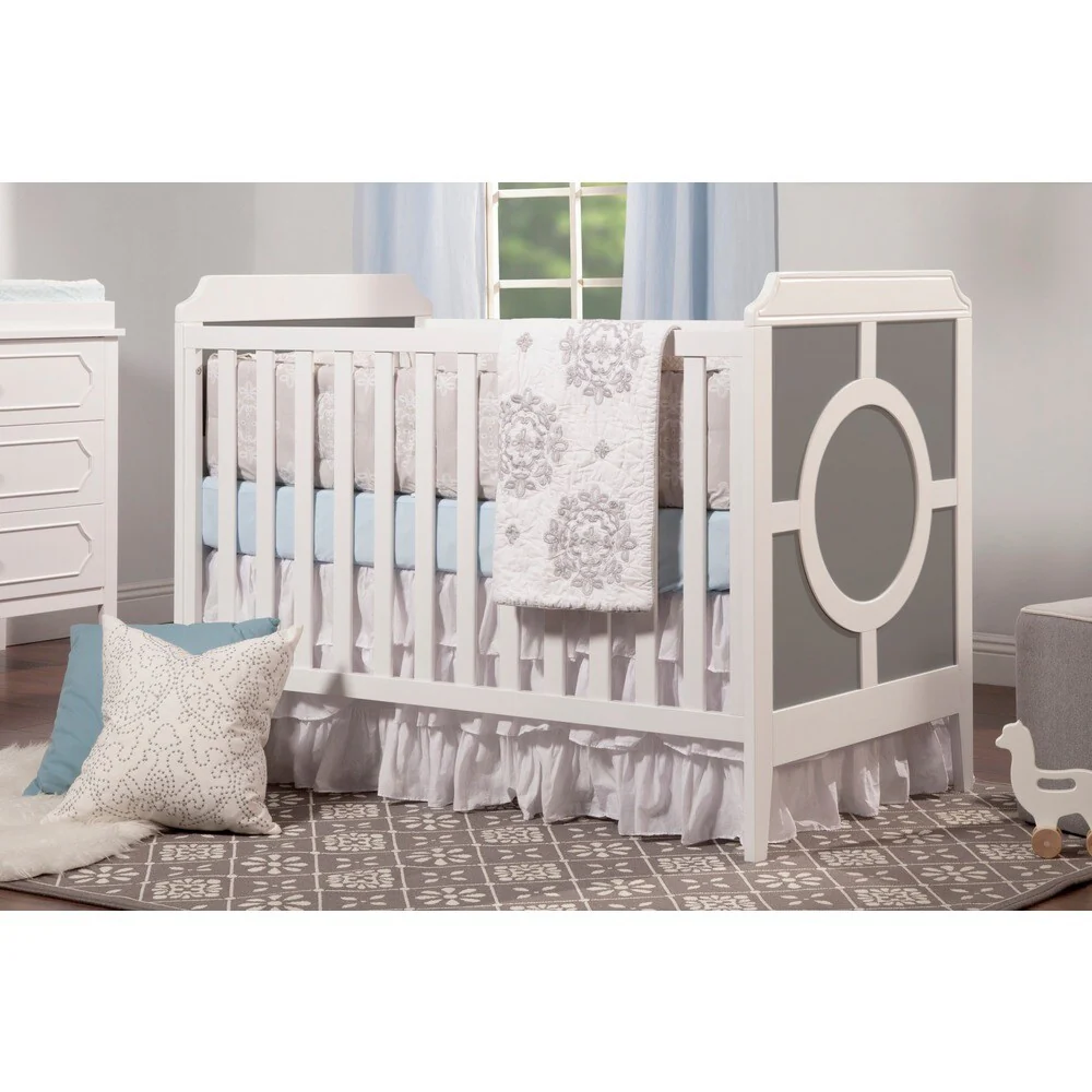 DaVinci Poppy Regency 3-in-1 Convertible Crib