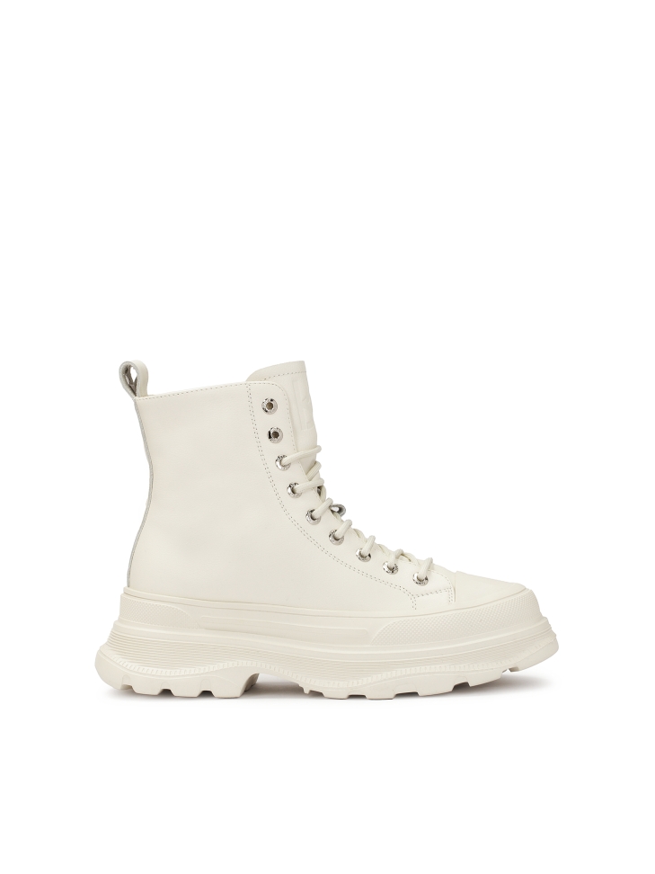 Ladies’ off-white laced flat ankle boots