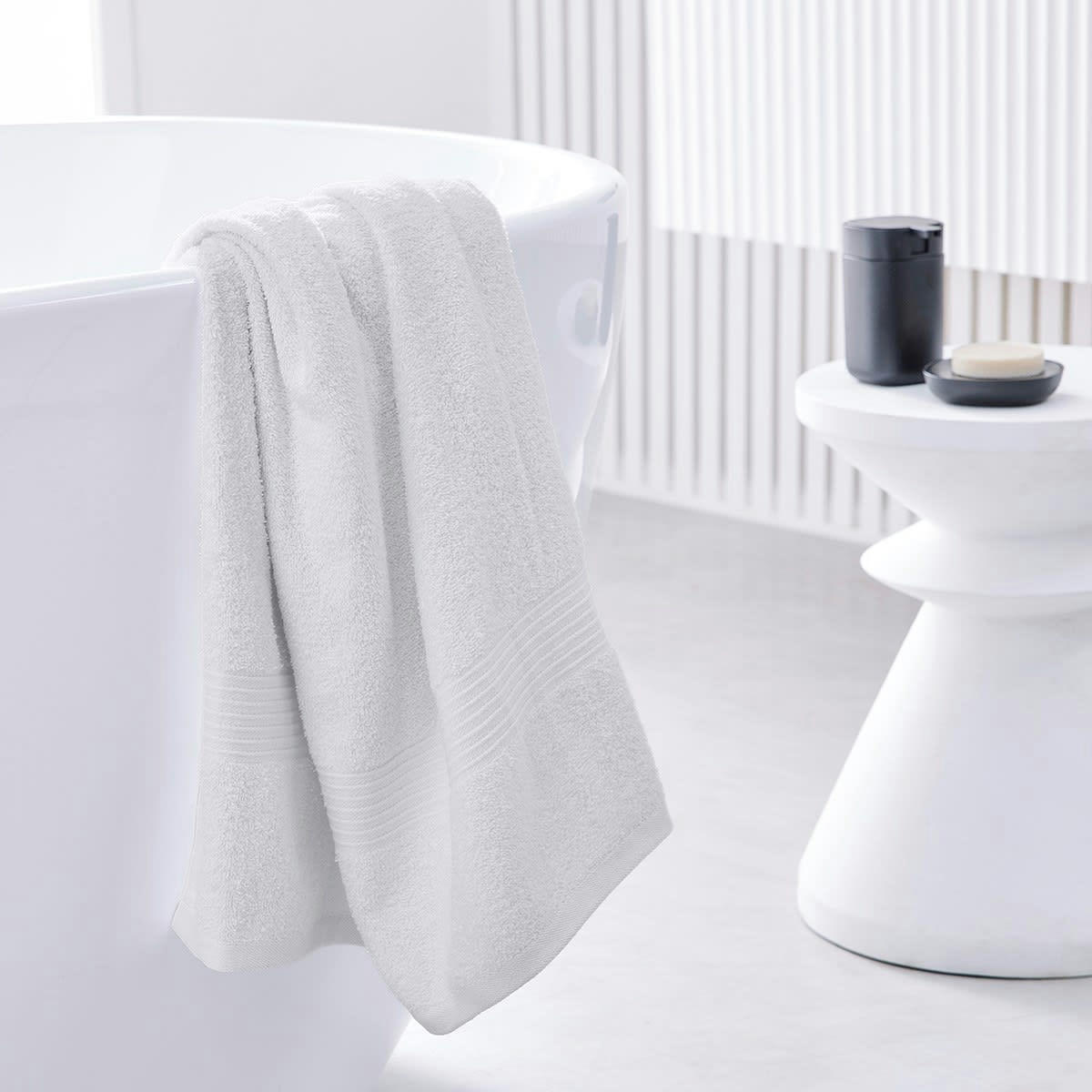 MEVAK BAÑO - Maxi drap de bain uni en coton blanc 90x150