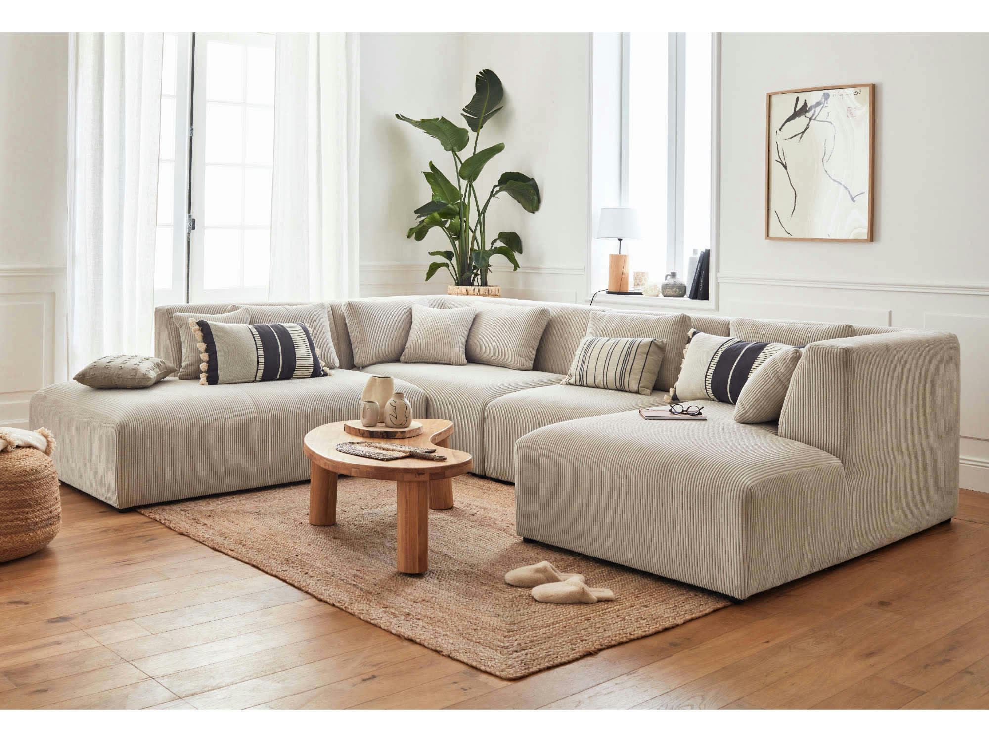 VICTOIRE - Canapé panoramique 7 places angle gauche en velours côtelé beige