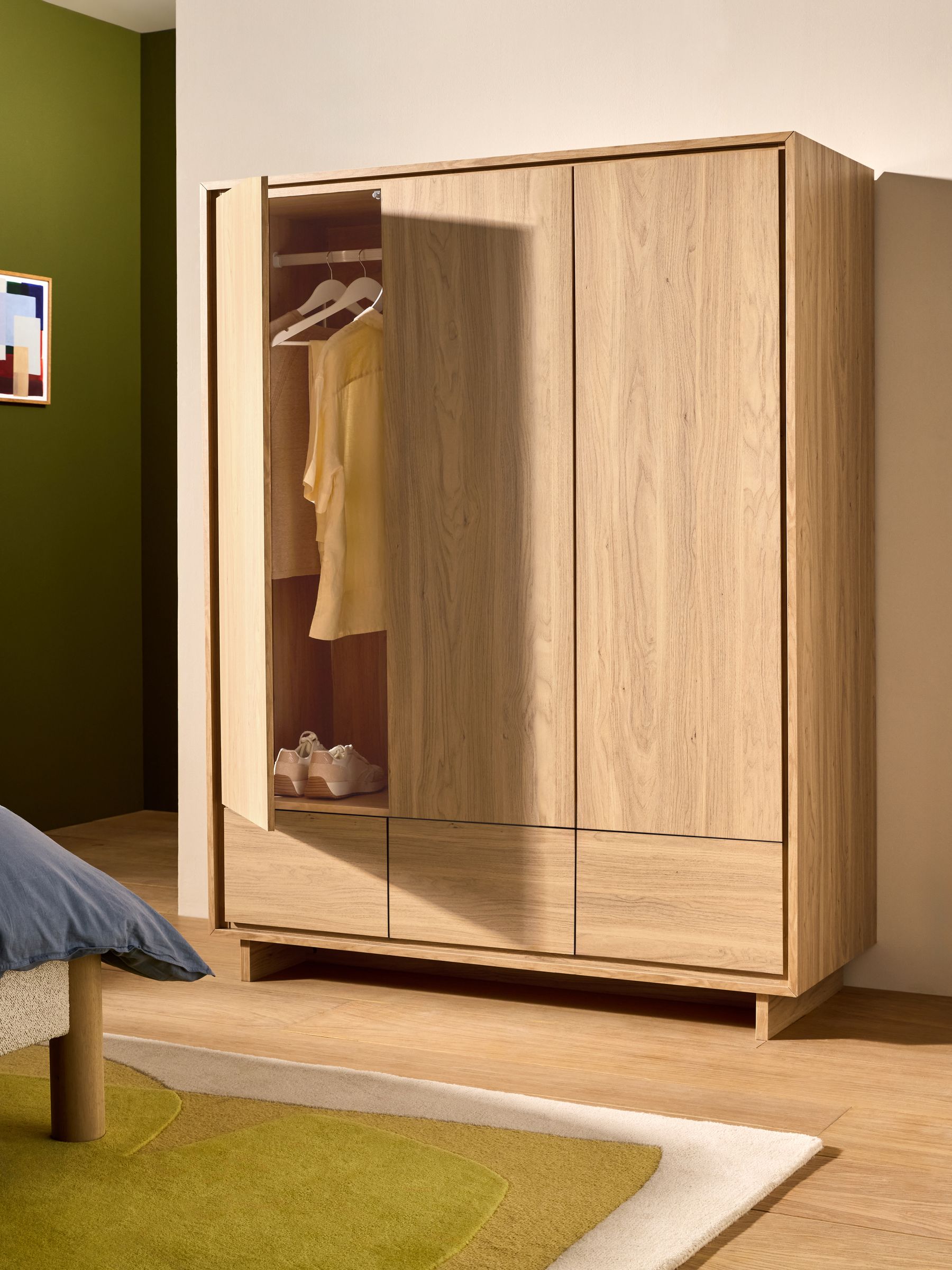 Kaci Triple Wardrobe in Oak Effect
