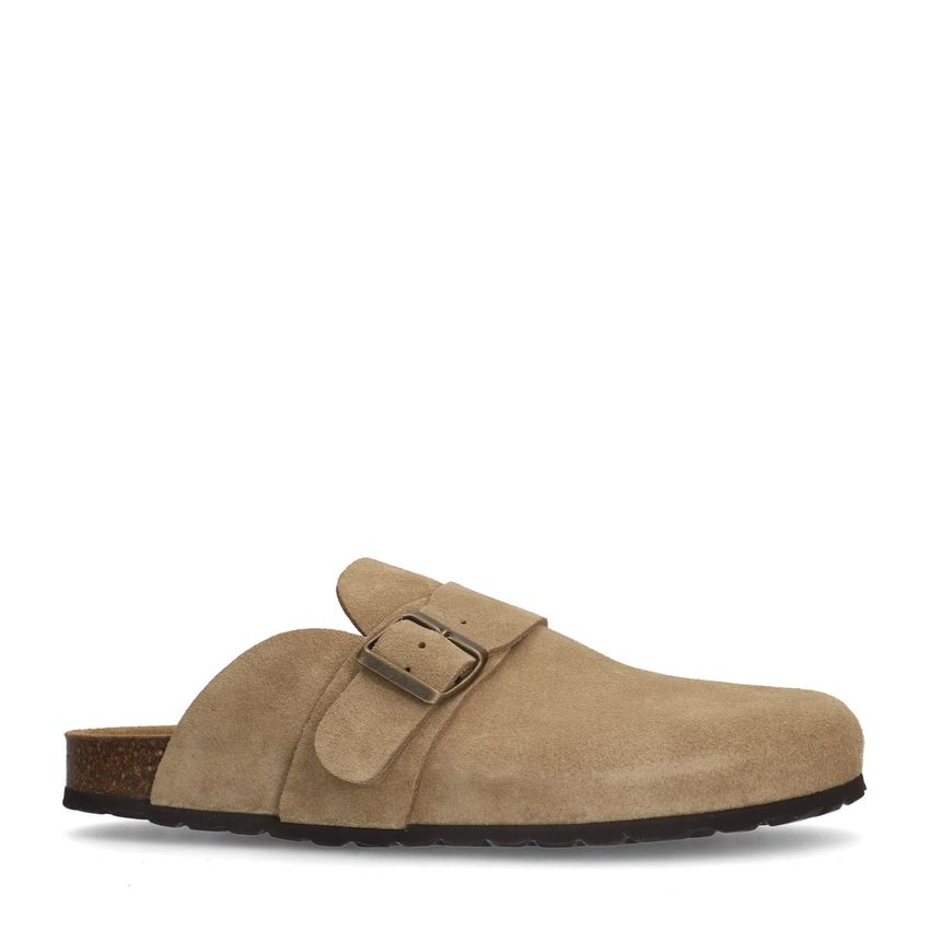 Manfield Beige suède slip ons