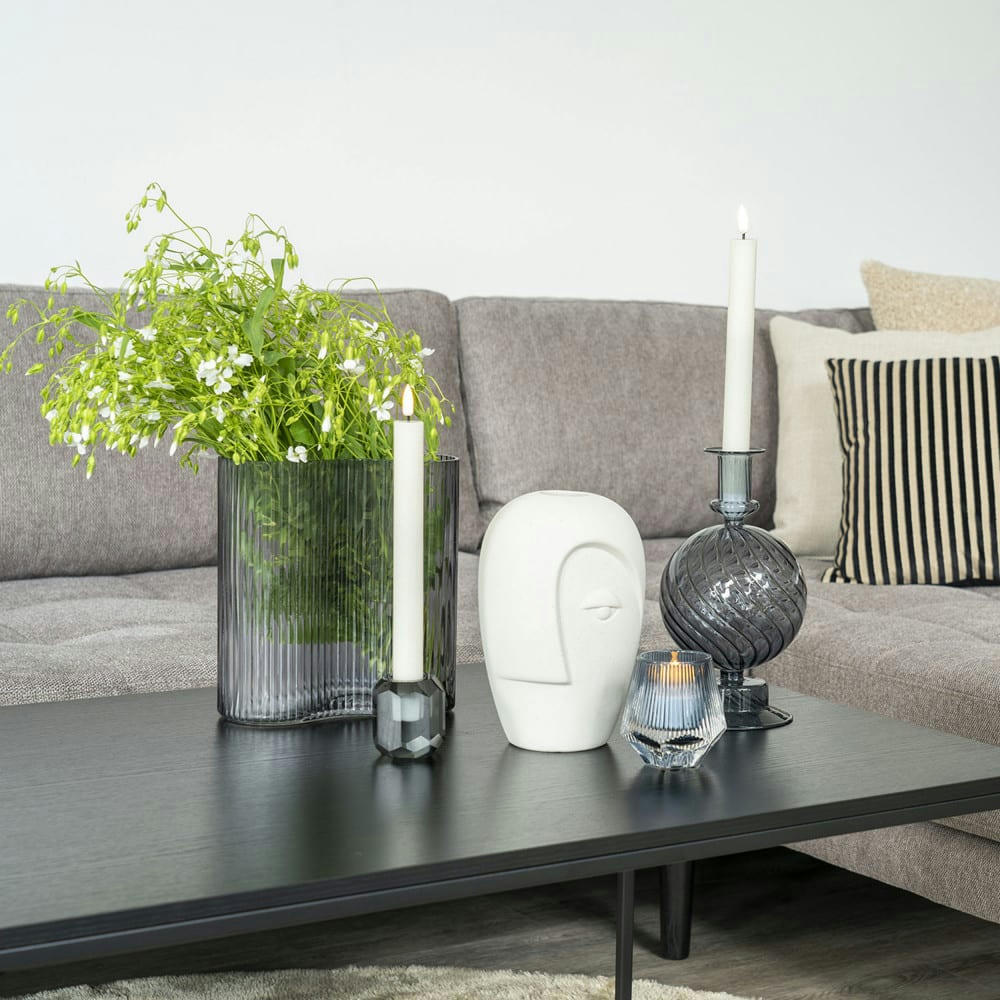 NICOYA - Vase en céramique avec visage H19,5cm blanc ivoire