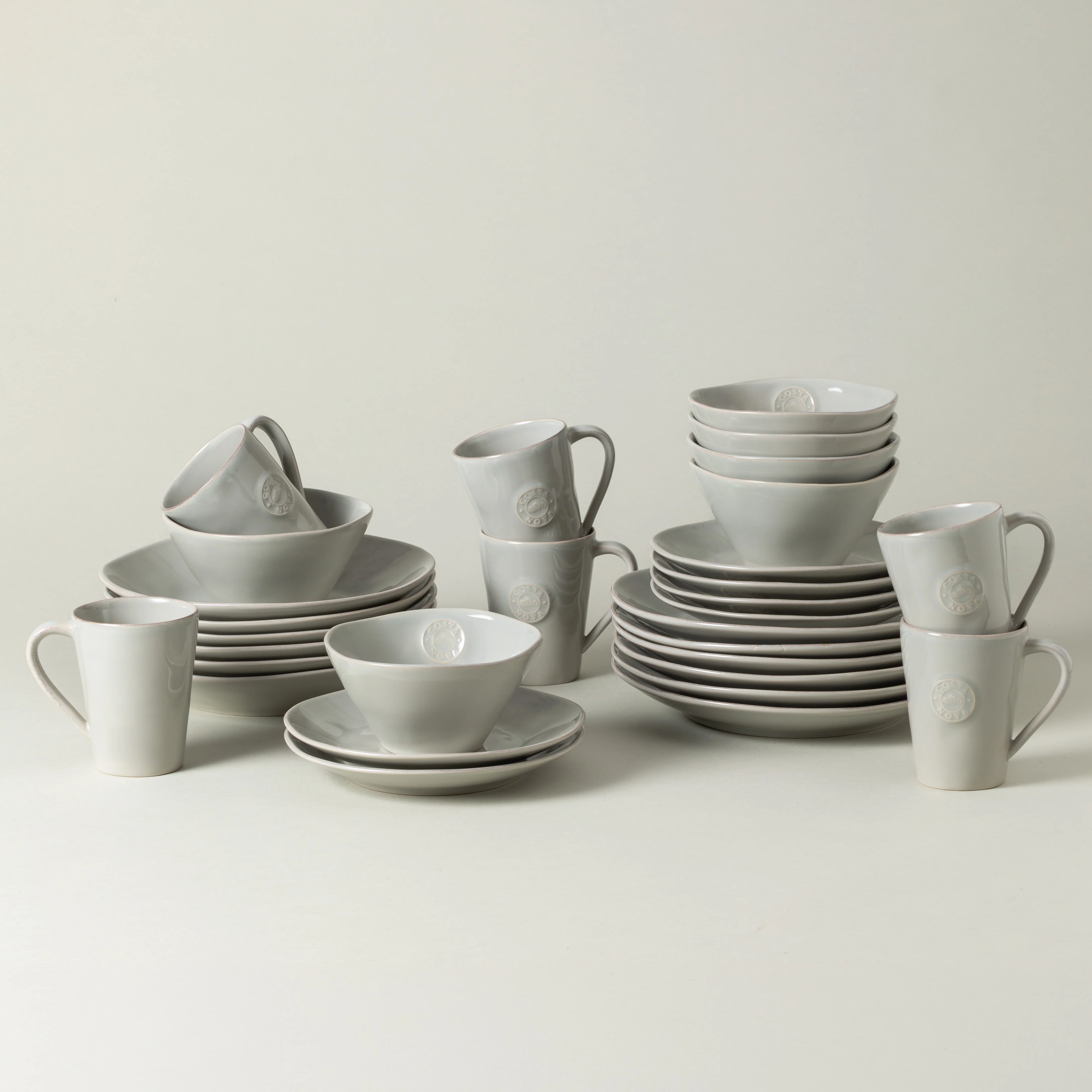 30-Piece Dinnerware Set with Mug Nova
