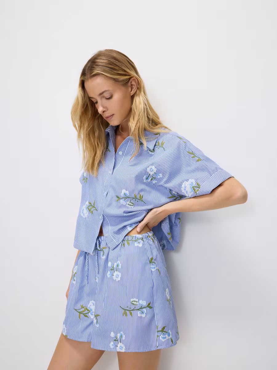 Ladies' Shorts