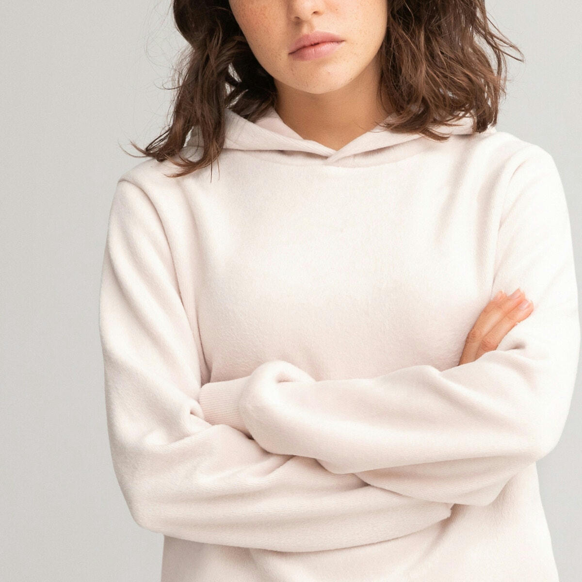 Sweat à capuche, matière polaire, effet velours