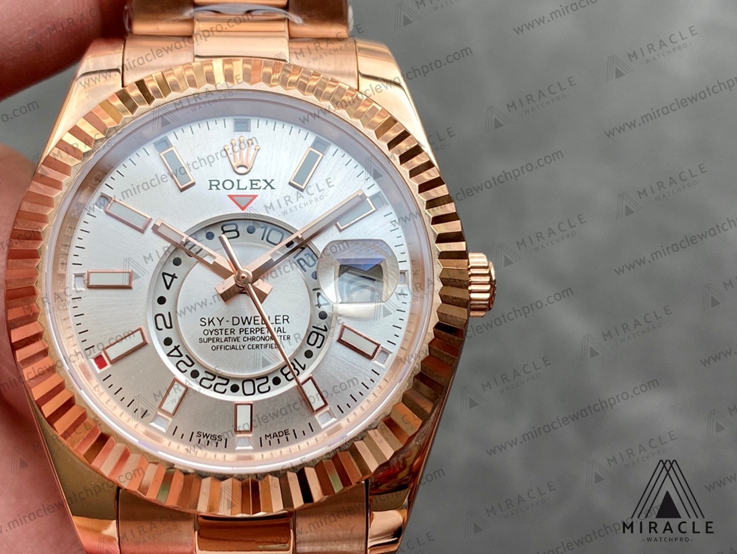 Replica Watch-ROLEX-Sky Dweller-REF.M326935-0005-ELITE CLONE-42MM