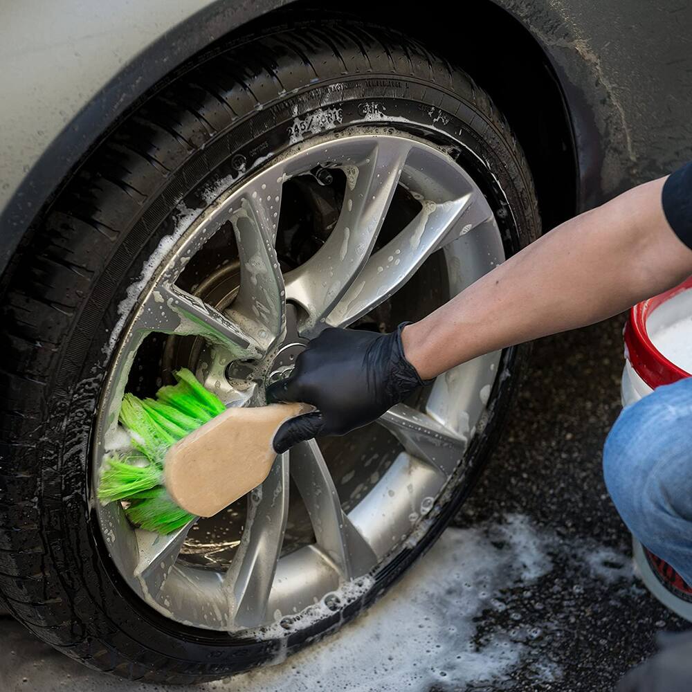 Chemical Guys Wheelie Wheel & Tire Brush, Green
