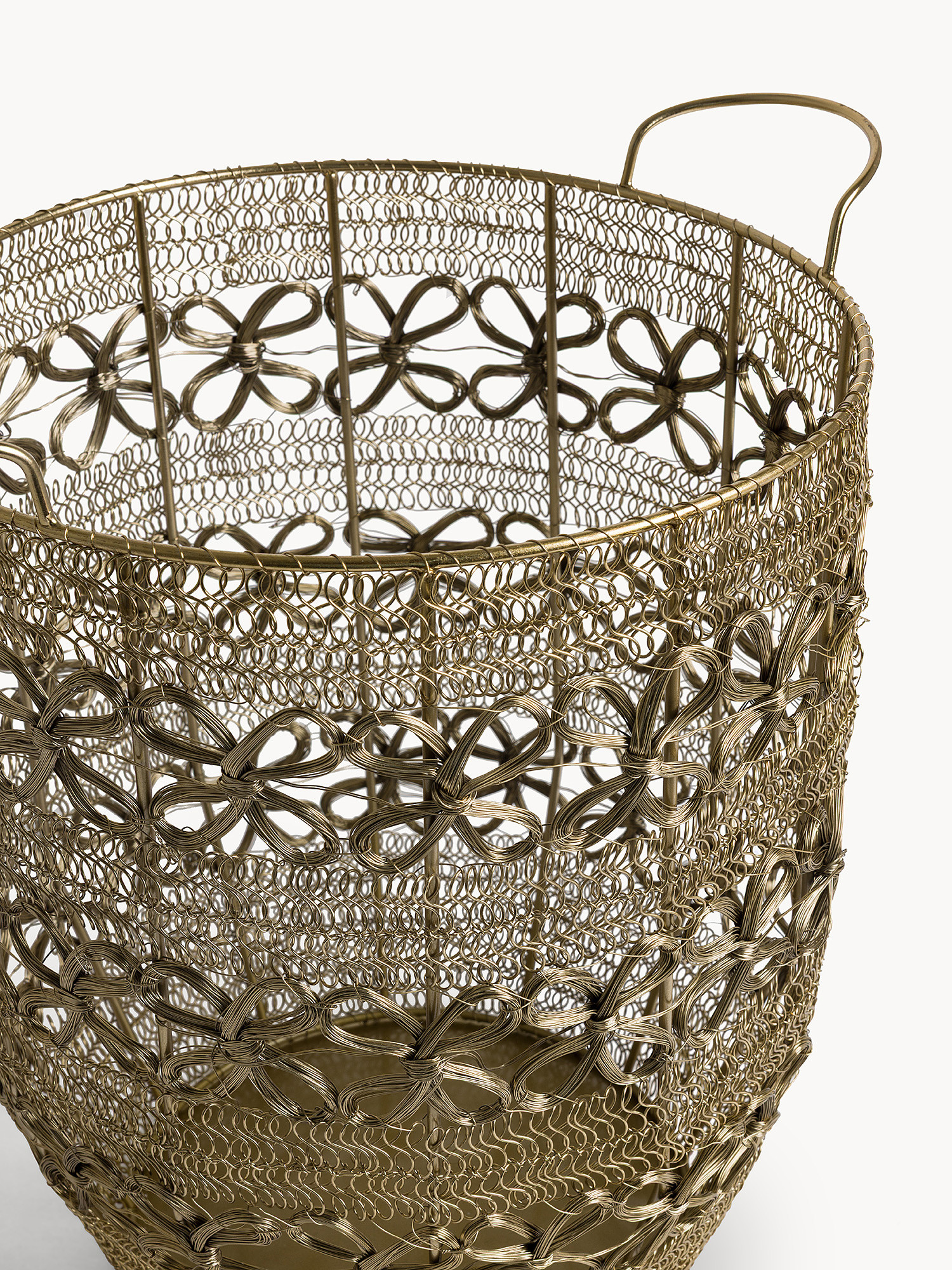 Cesto decorativo in filo metallico