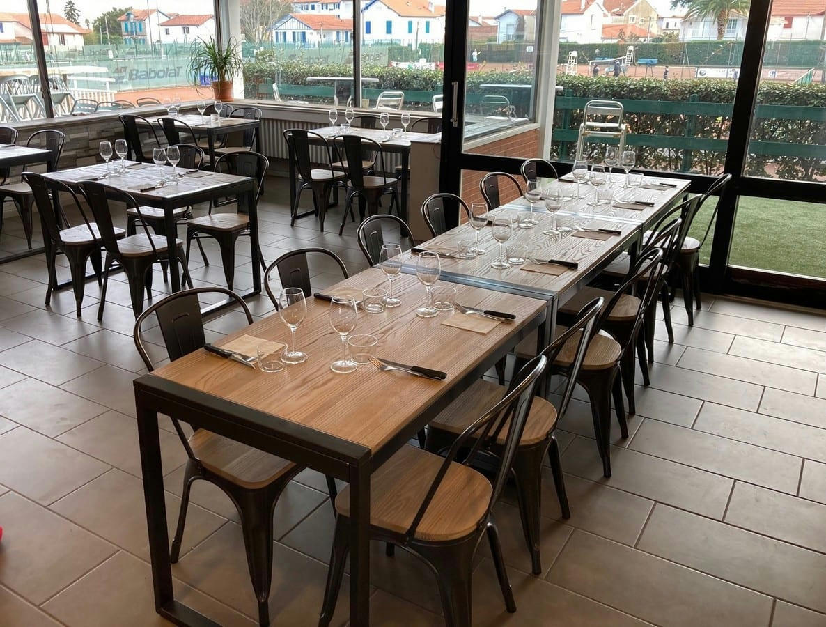 NEVADA - Table repas 180 cm bois massif clair