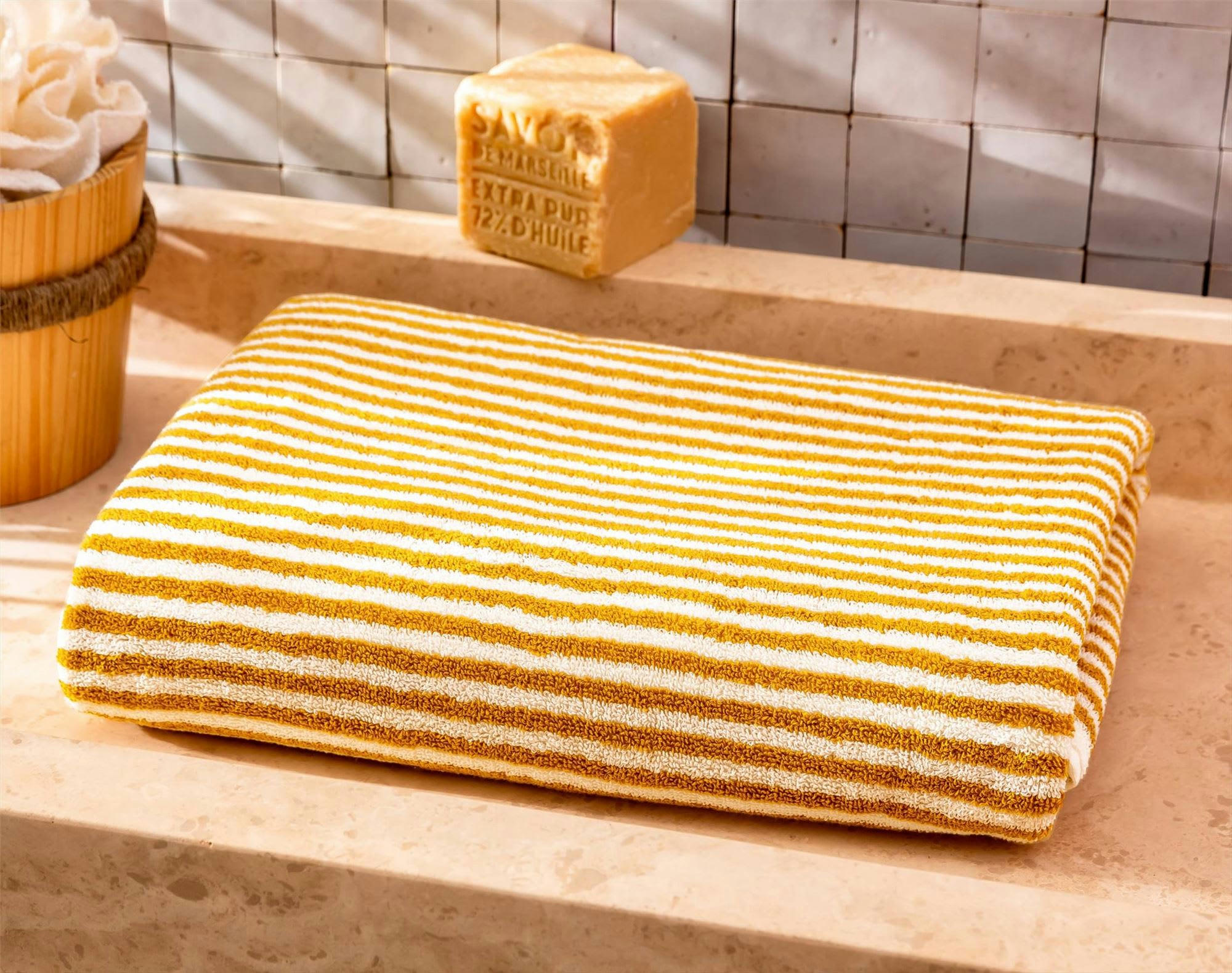 CHARLIE - Serviette de toilette 50x90 jaune ocre en coton 450 g/m²