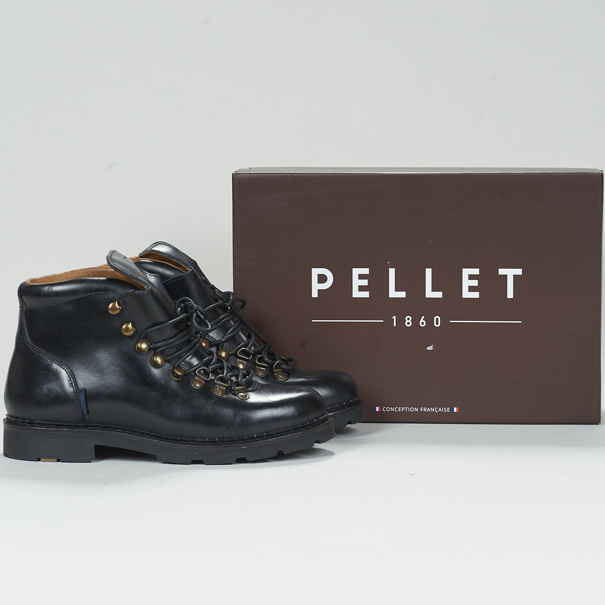 Pellet - MATTEO - Pull / Cup / Pecan