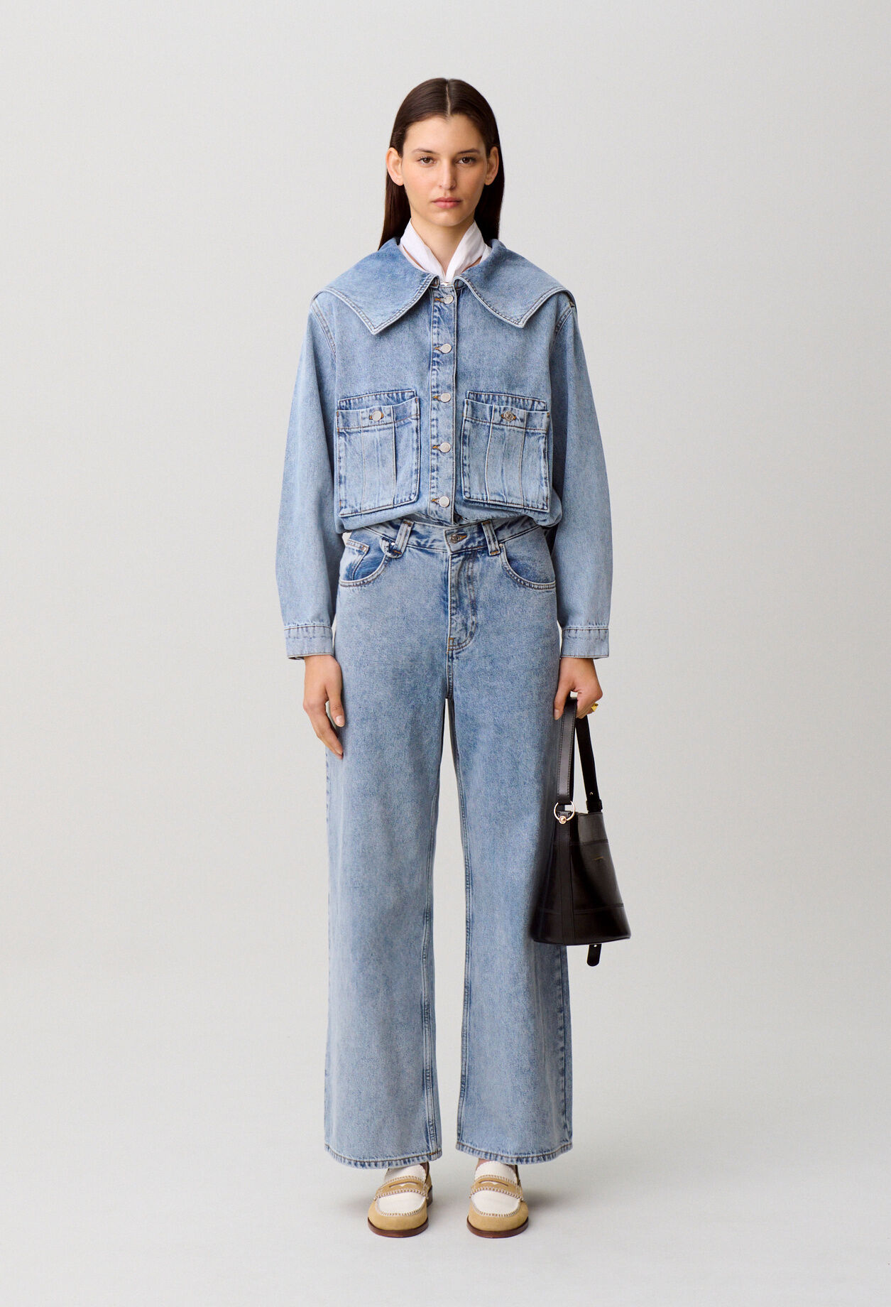 Jean large et droit denim délavé