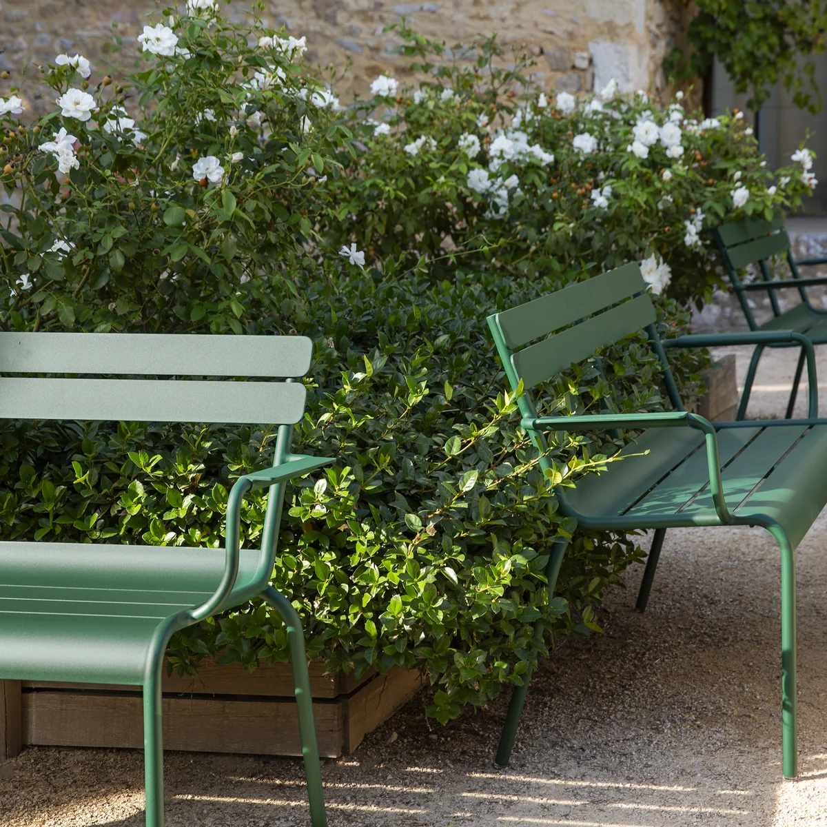 Fermob - Luxembourg Gartenbank mit Armlehne