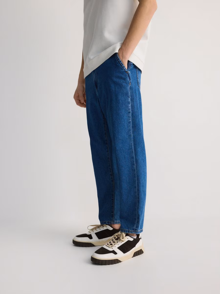 Carrot Fit Jeans
