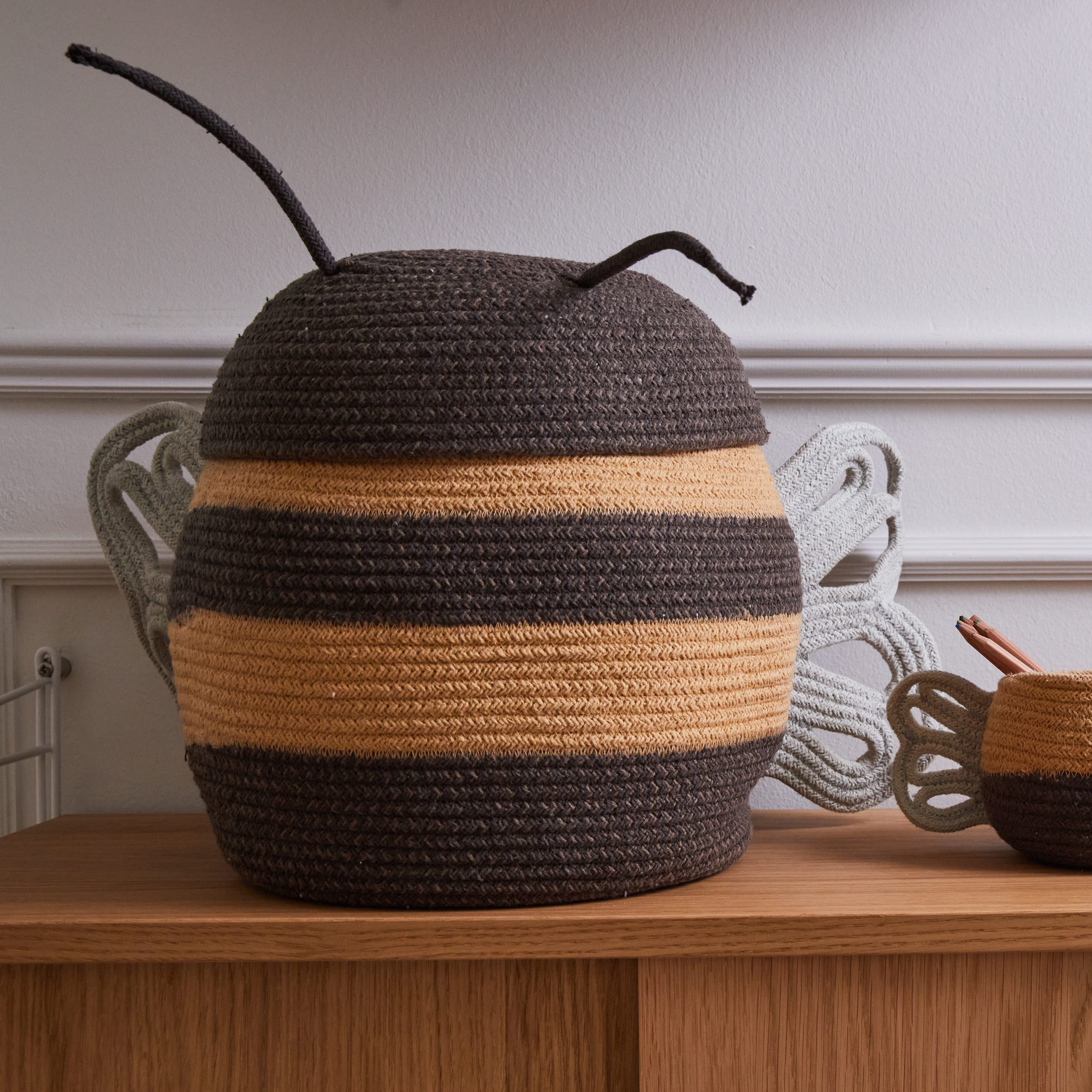 Lorena Canals Planet Bee Opbergmand - Mama Bee