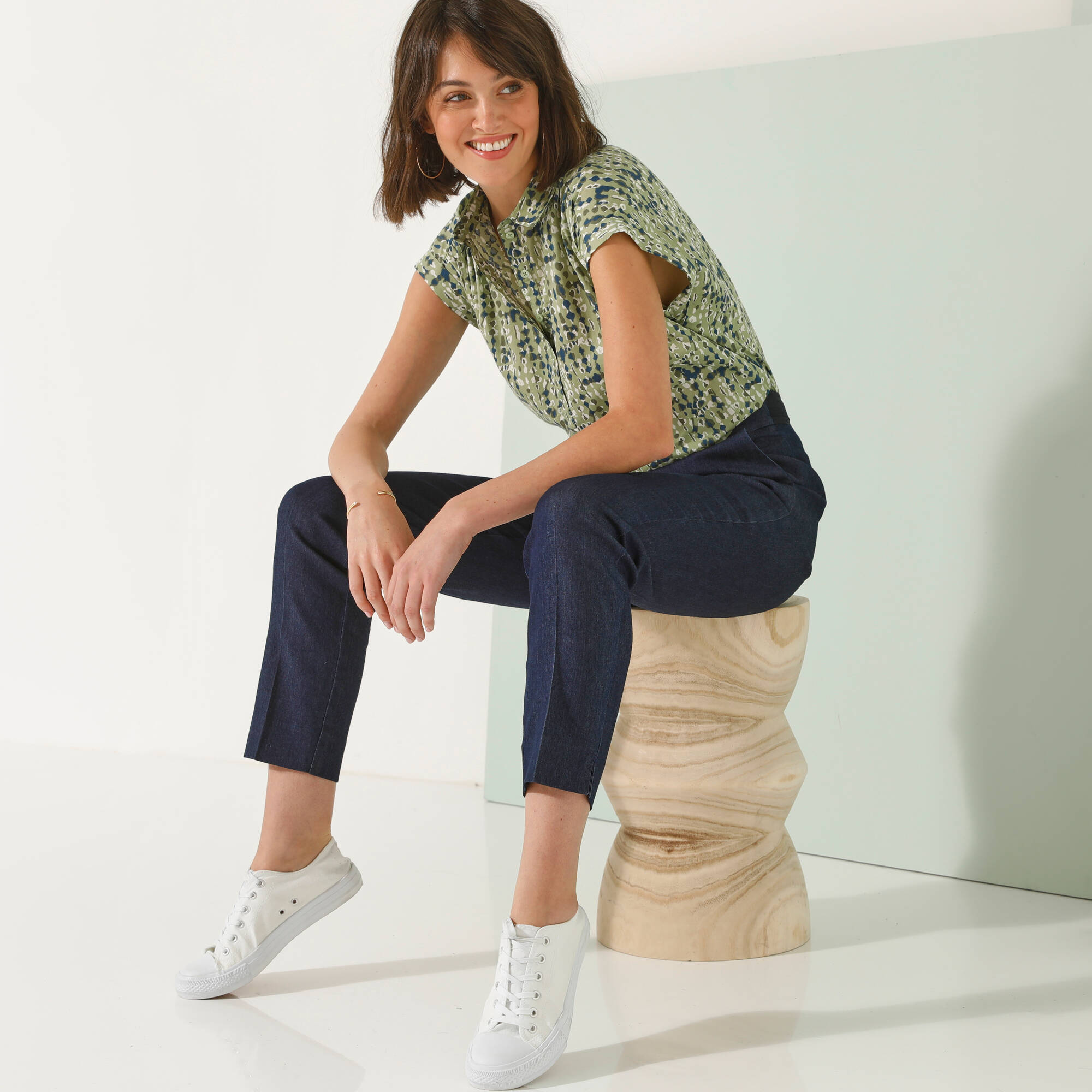 Blouse manches courtes à revers, imprimé minimaliste