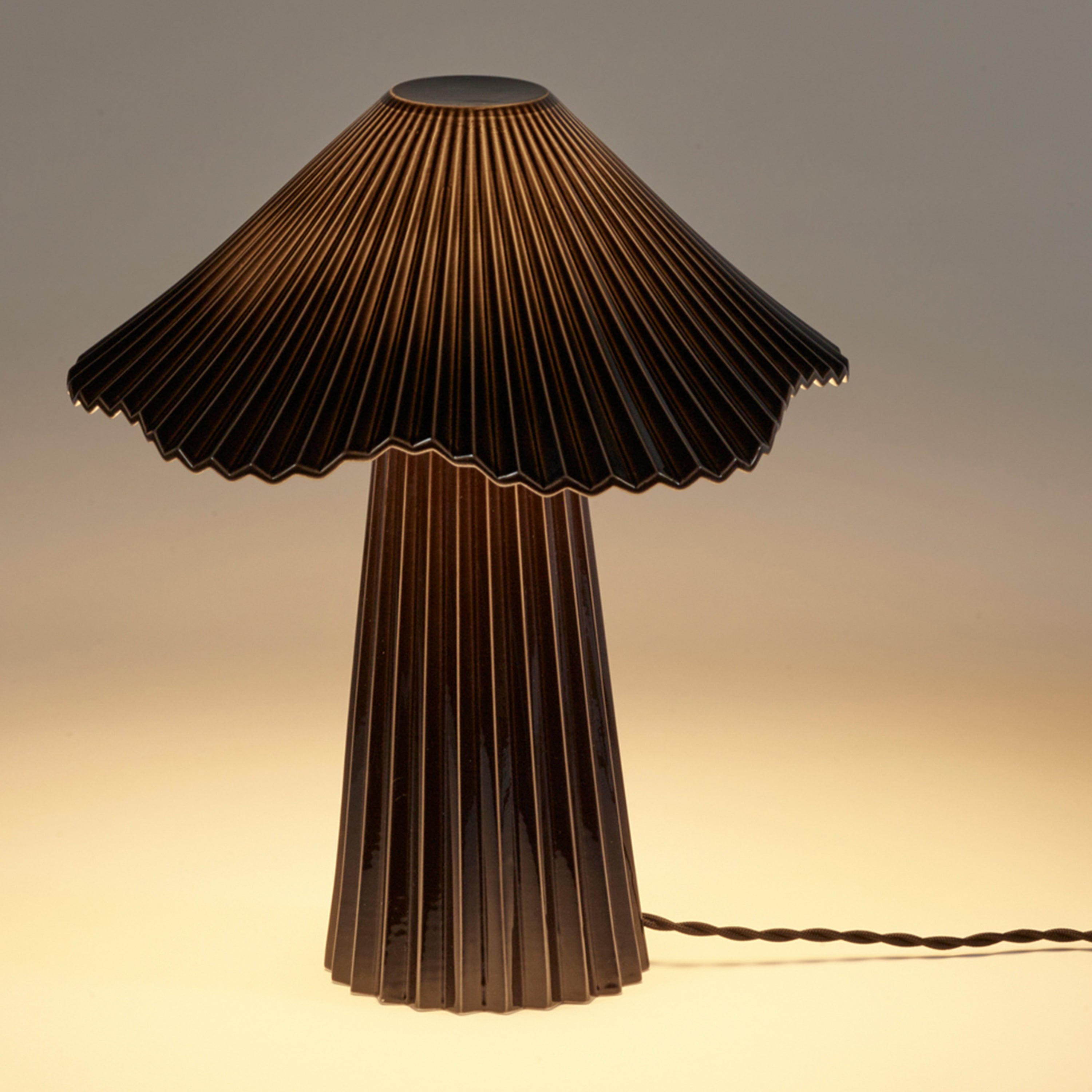 SERAX - Sebastian Herkner - Uala Tafellamp Ø 30,5 cm - Zwart