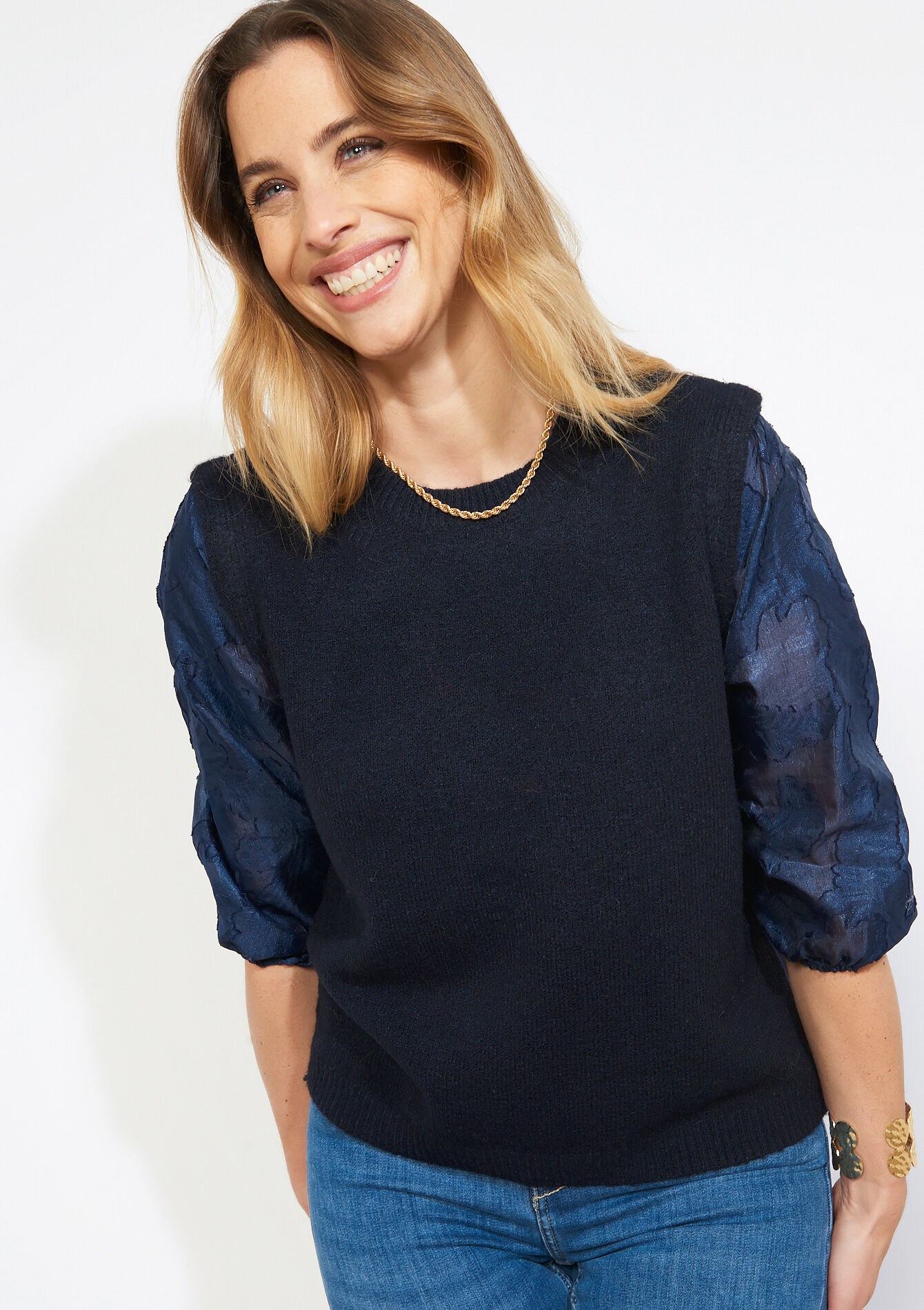 Trui met organza mouwen