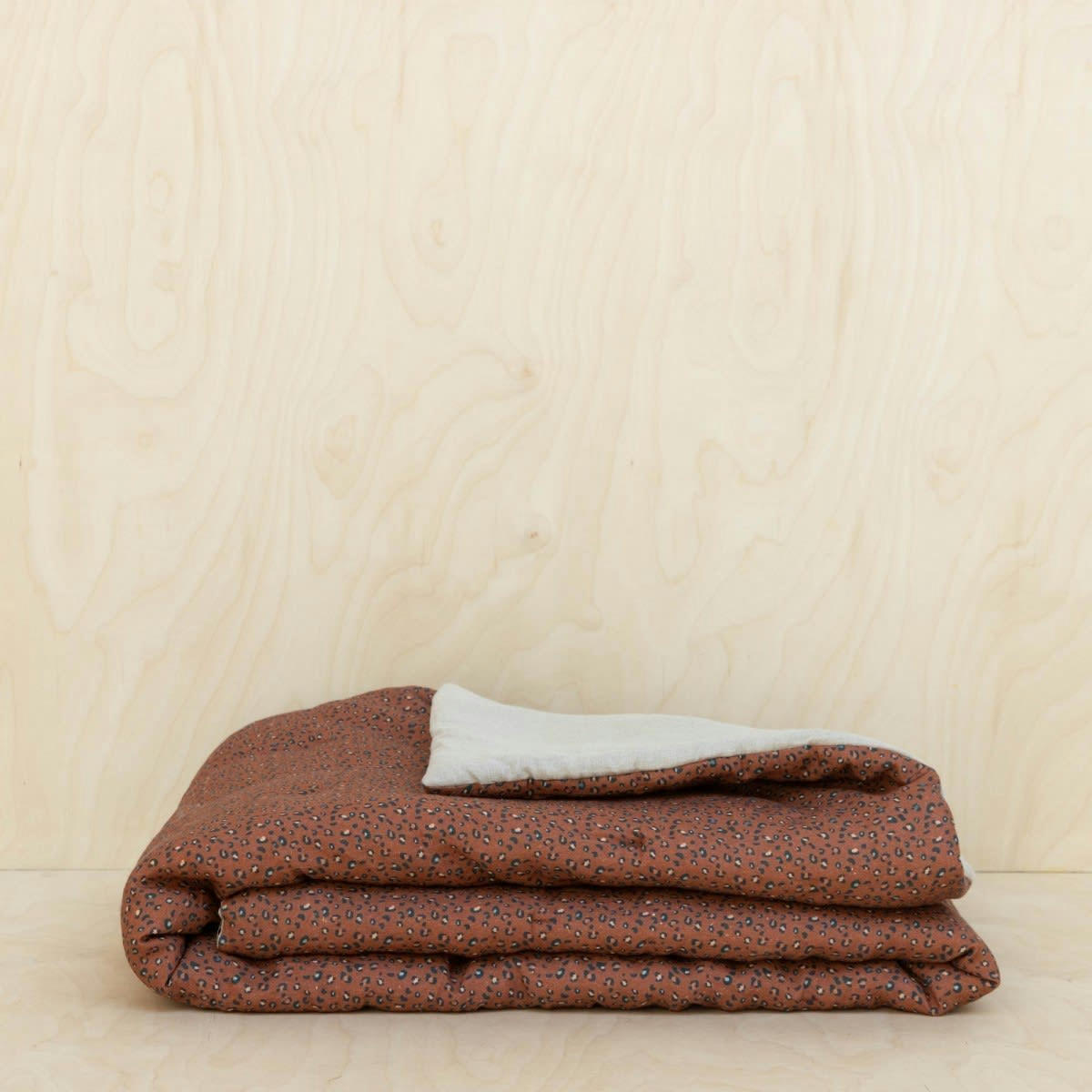 HÔTEL PARTICULIER - Édredon en lin lavé léopard rouge 90x190