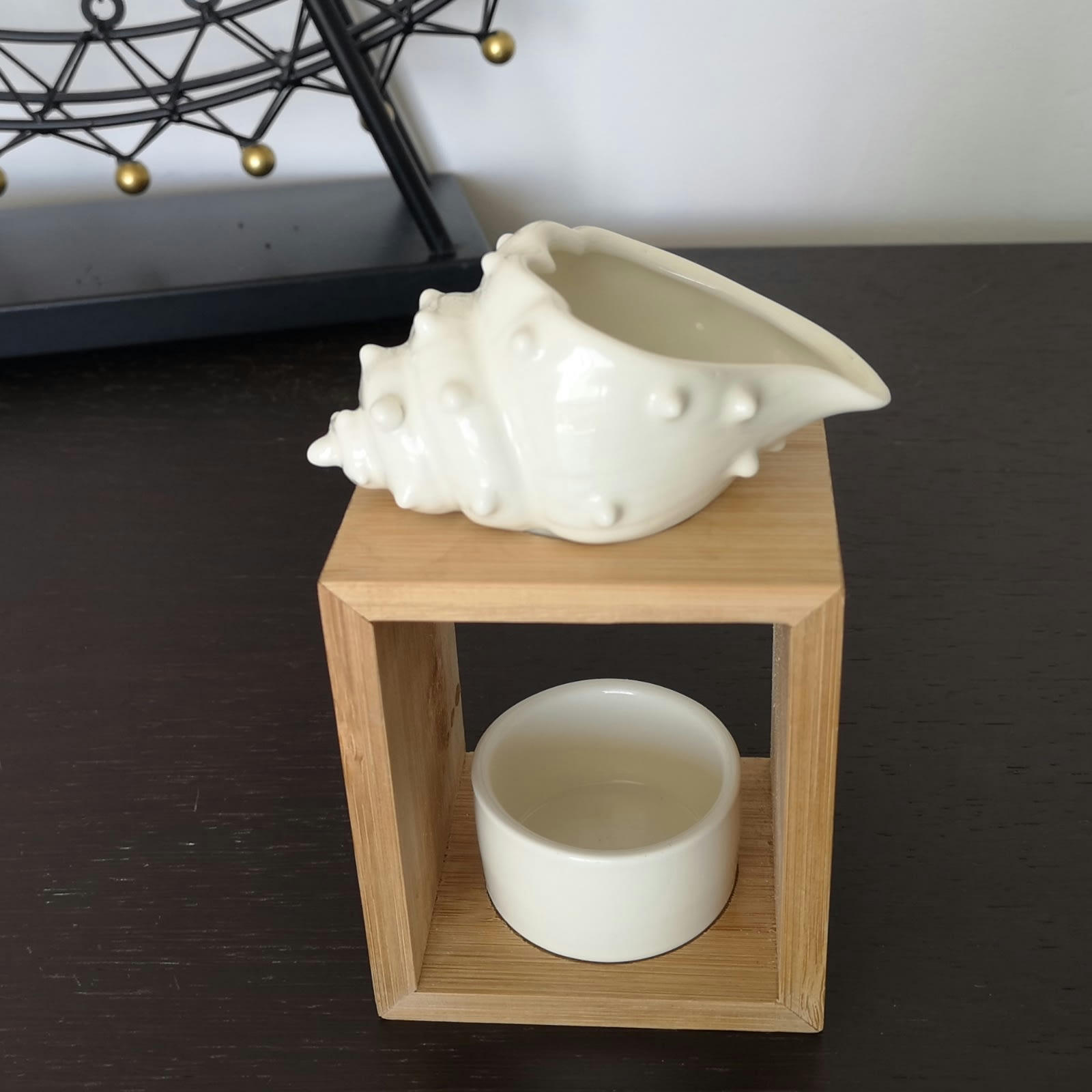 SHELL - Brûle parfum en bambou et Coquillage en céramique blanc - H16 cm