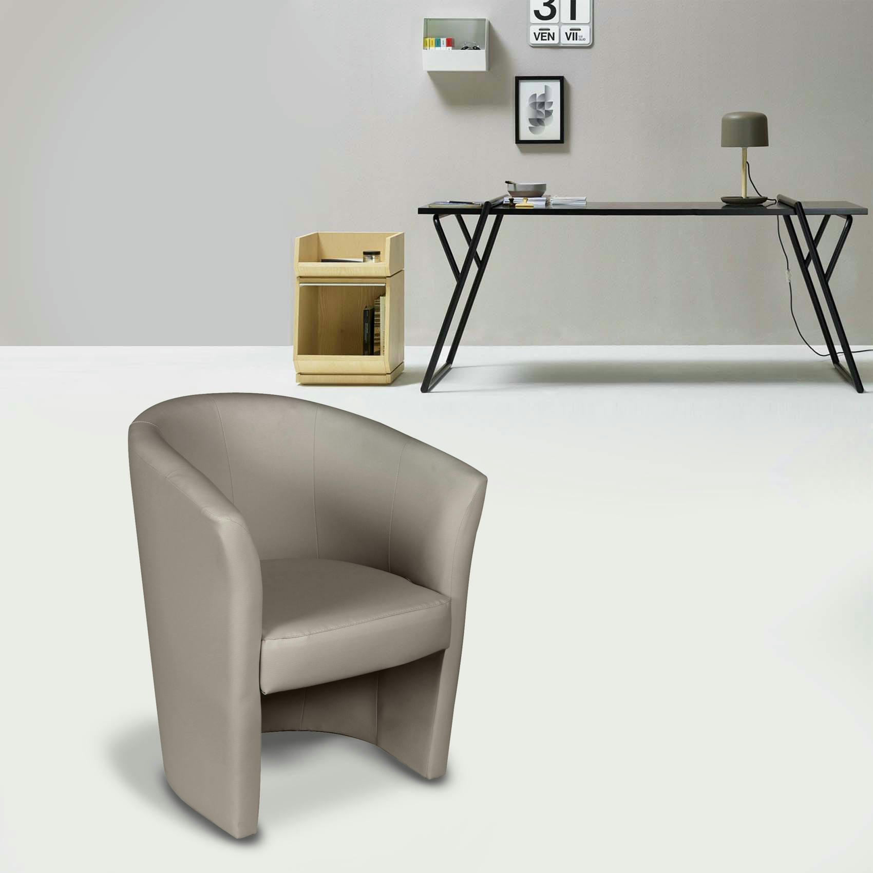 - Fauteuil avec revêtement en éco-cuir gris