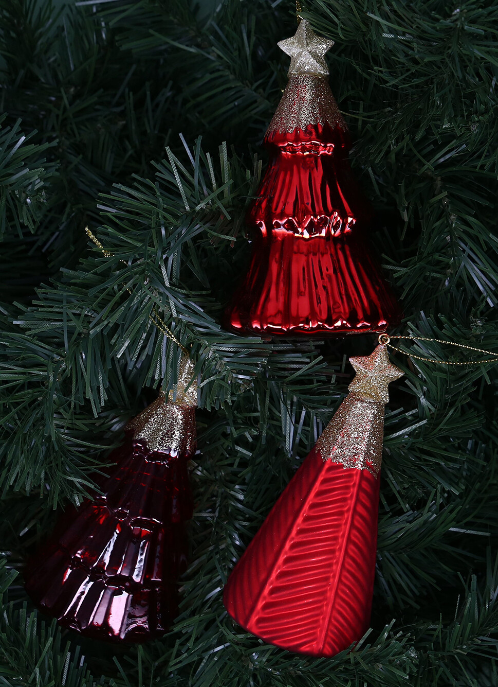 SAPIN EN VERRE à SUSPENDRE (MODÈLE ALÉATOIRE) RUBIS