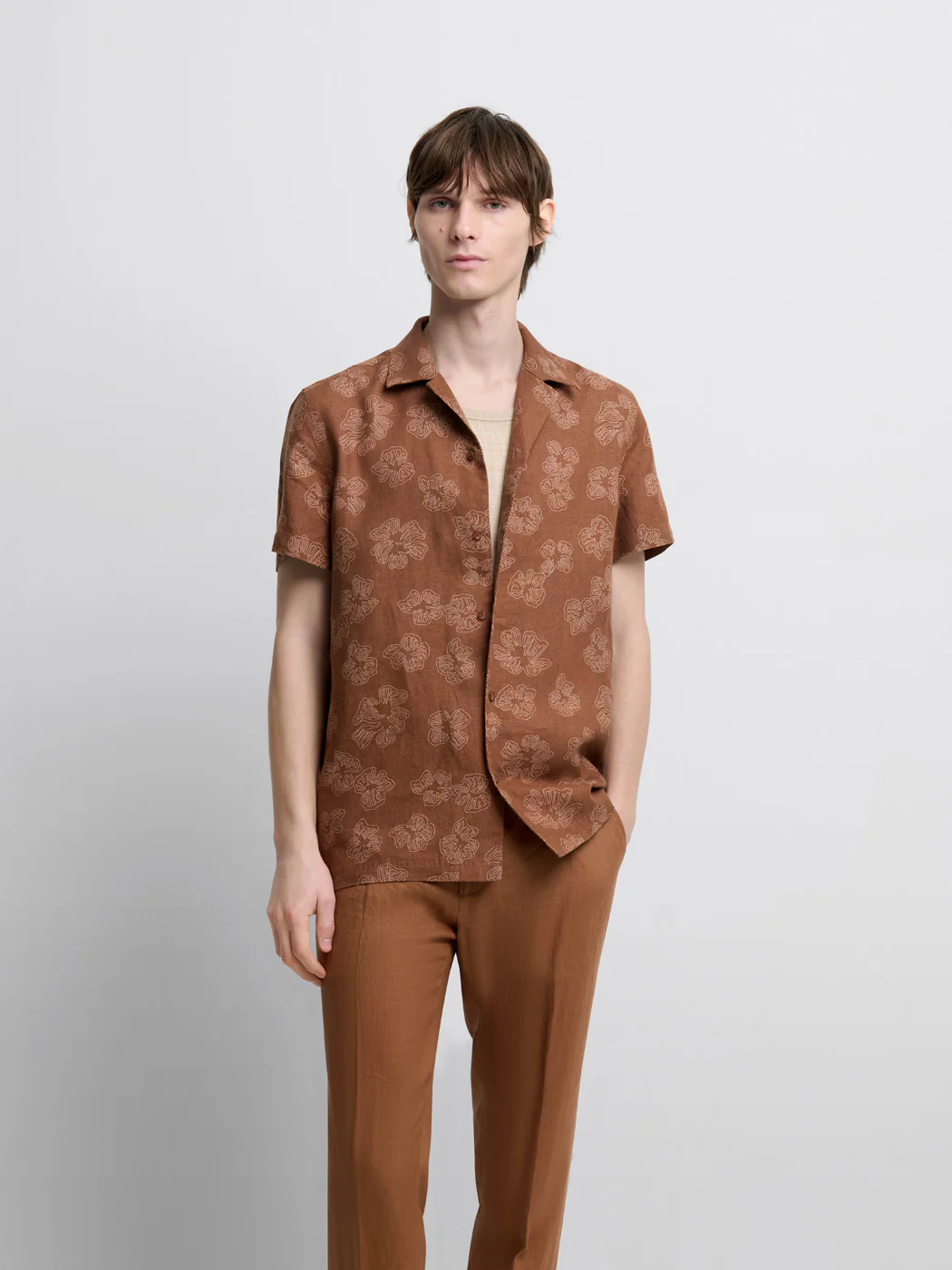 Chemise manches courtes regular fleurie