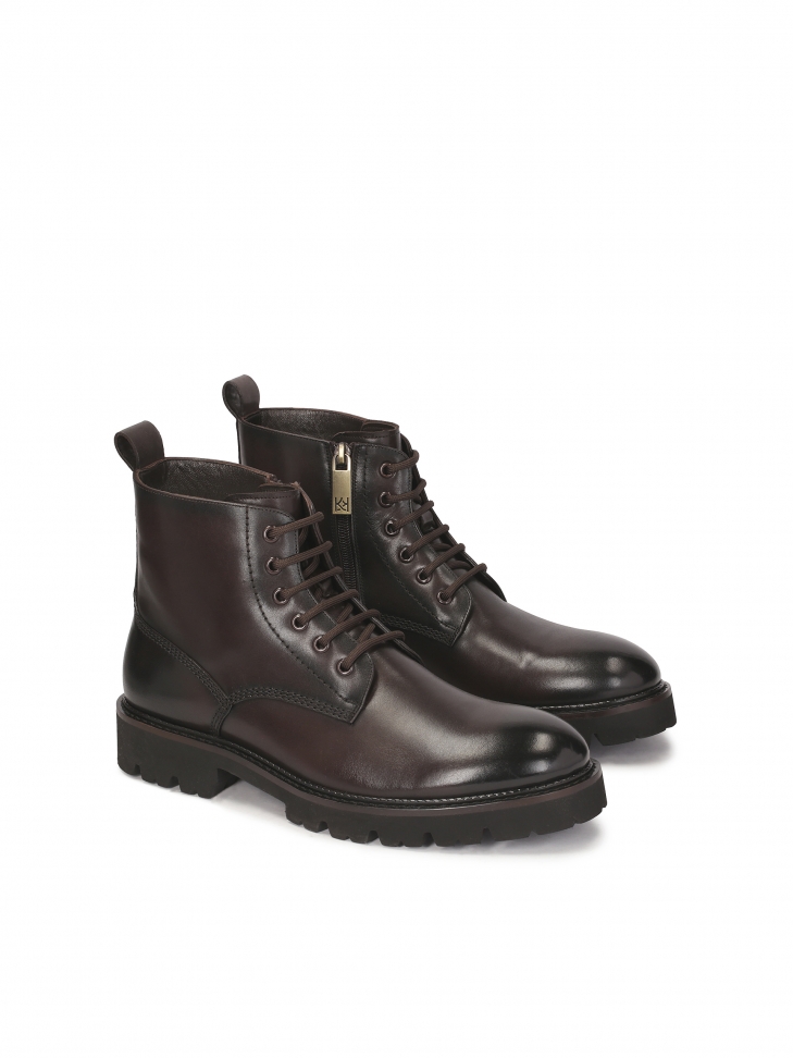 Tiered insulated boots