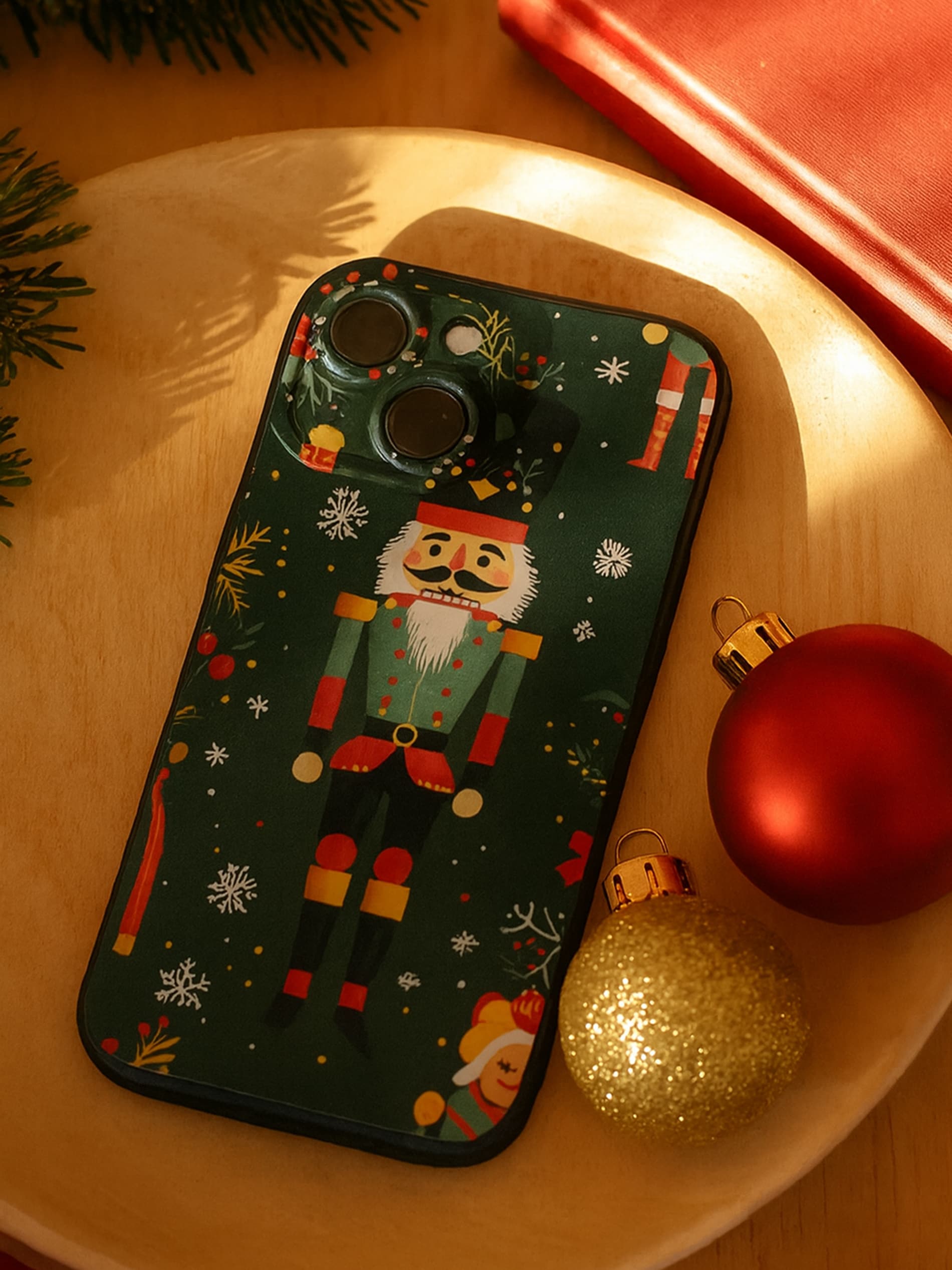 Etui na telefon z motywem Dziadka do Orzechów