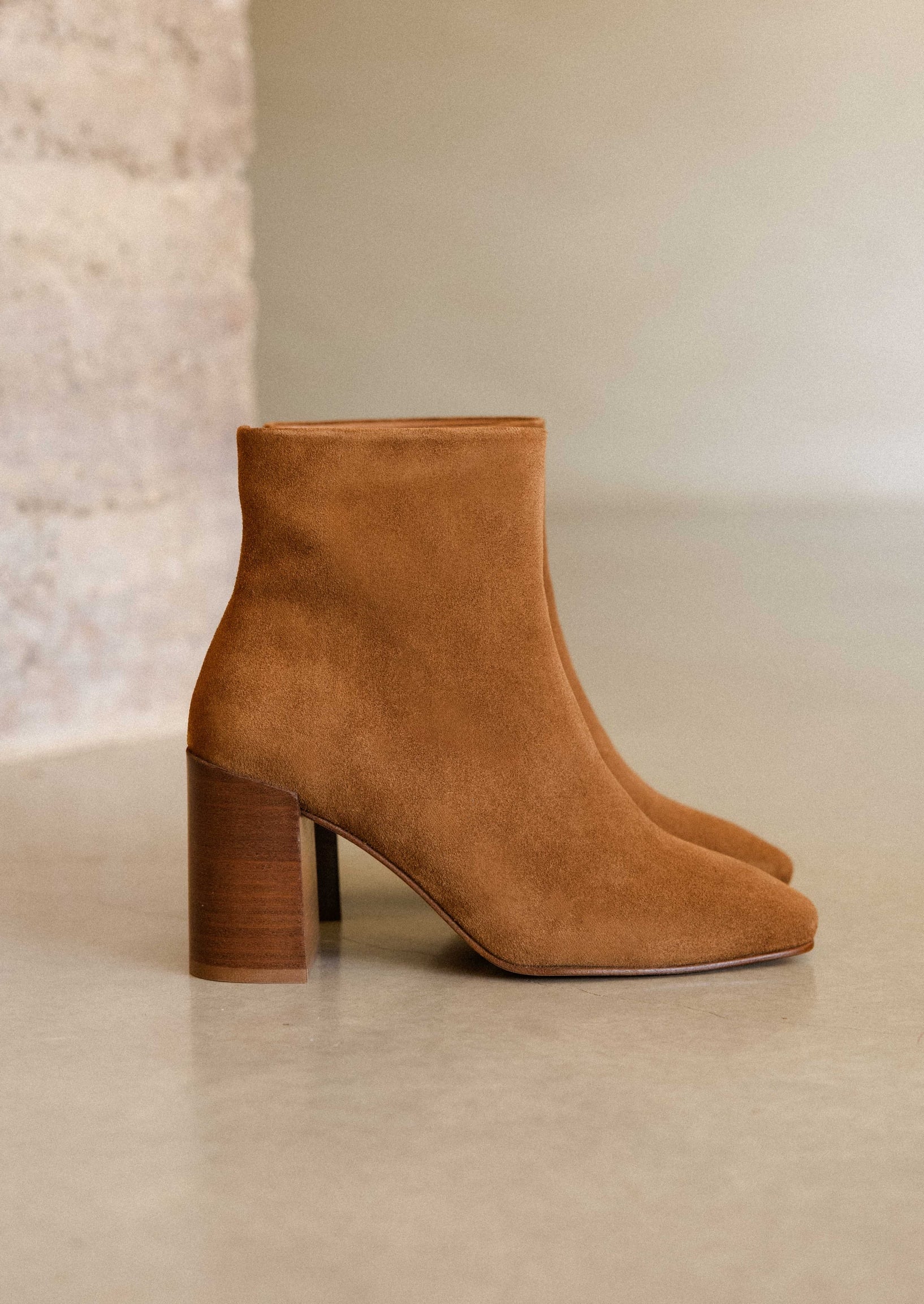 Carla Camel