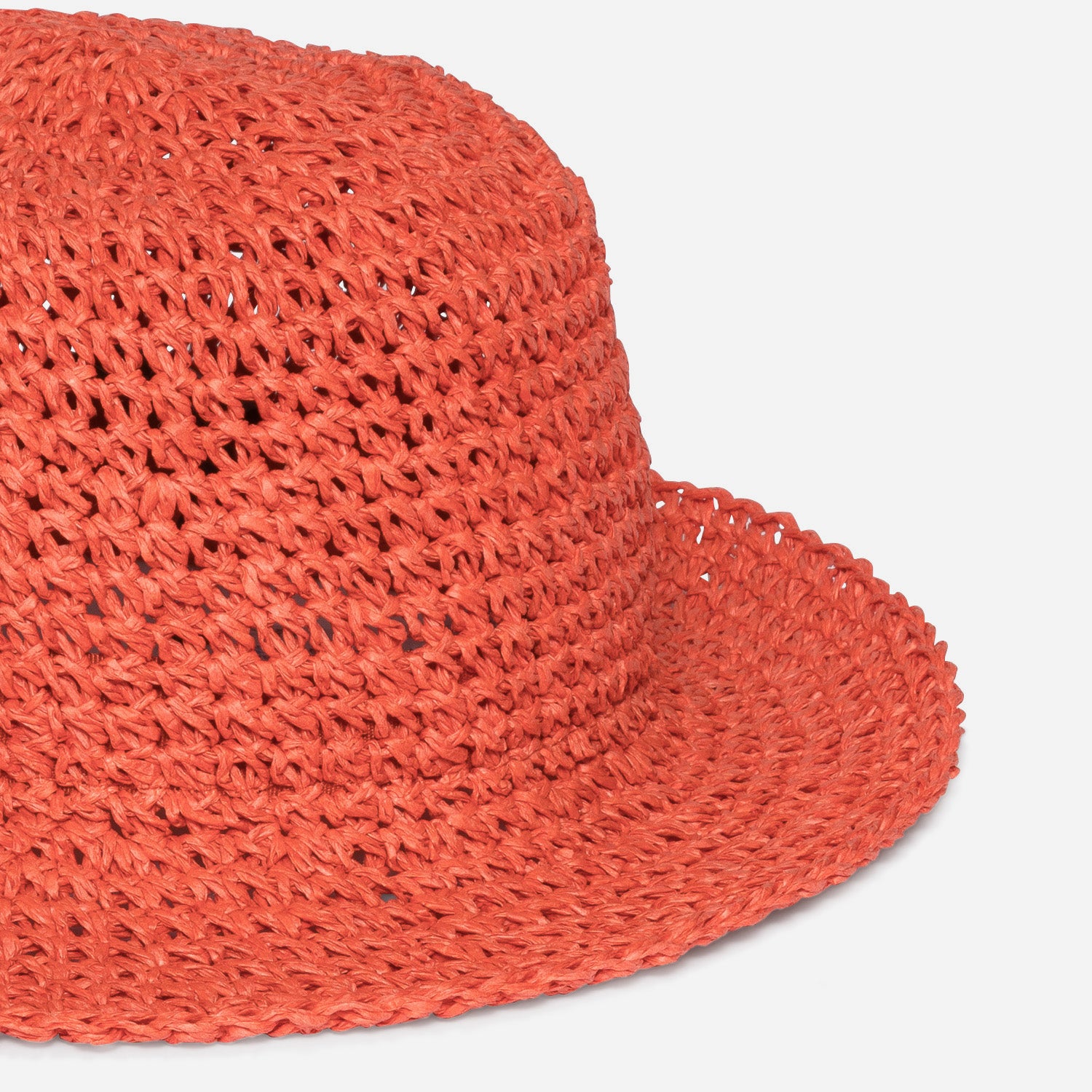 Chapeau cloche orange foncé tressé