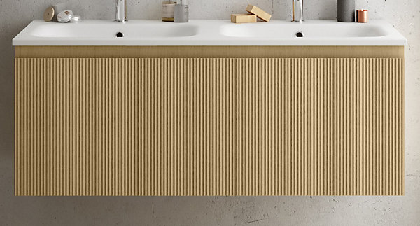 Meuble vasque suspendu plaqué chêne miel strié l.120 cm   plan double vasque blanc brillant céramique, Pura