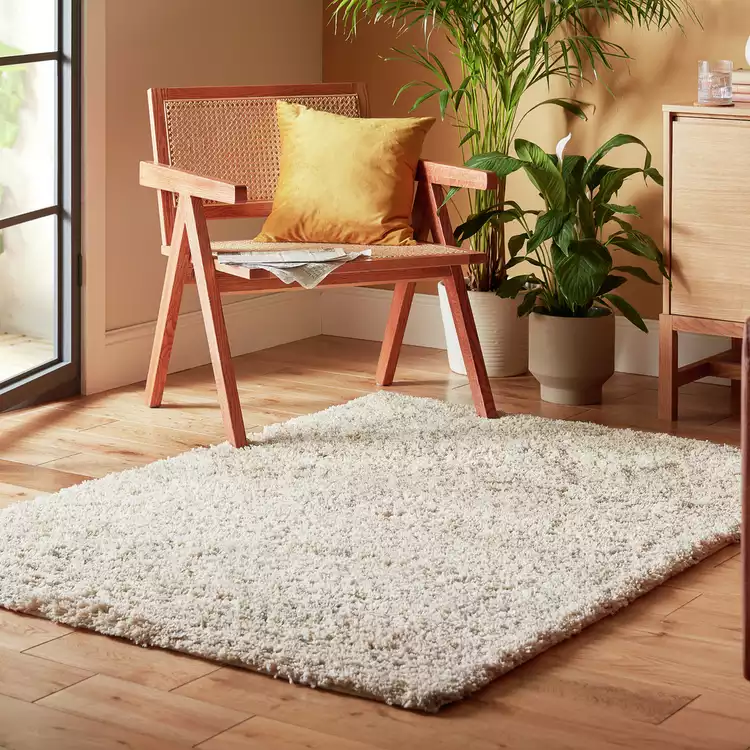 Habitat Cosy Ivory Shaggy Rug - 80x150cm