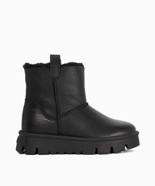 Parissa Black - Low Leather Boots