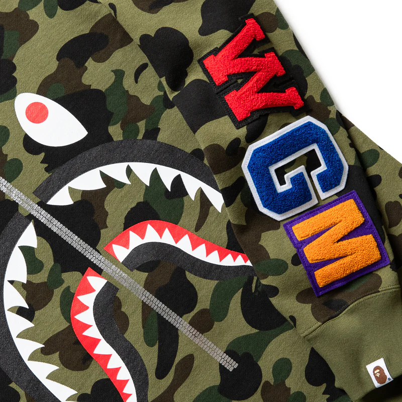 A Bathing Ape 1st Camo Shark Crewneck - Green
