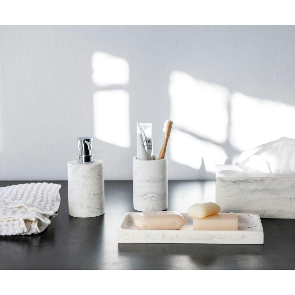 - Plateau de présentation salle de Bain résine blanche effet marbre