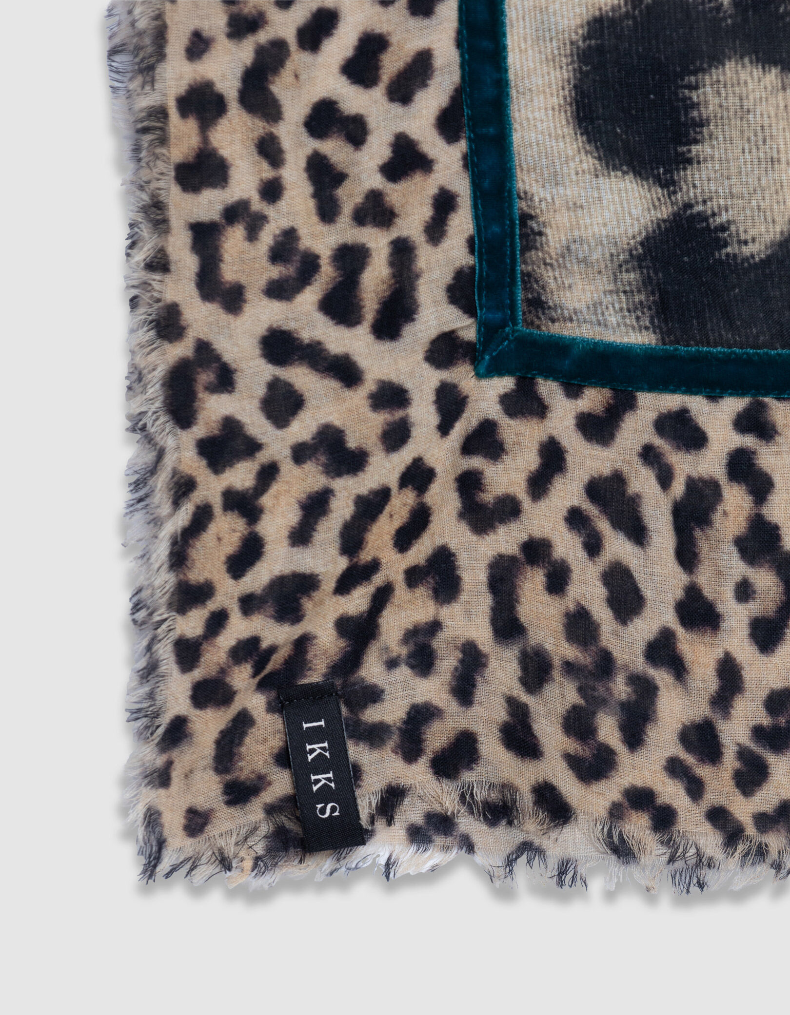 Foulard carré beige mix motifs léopard Femme