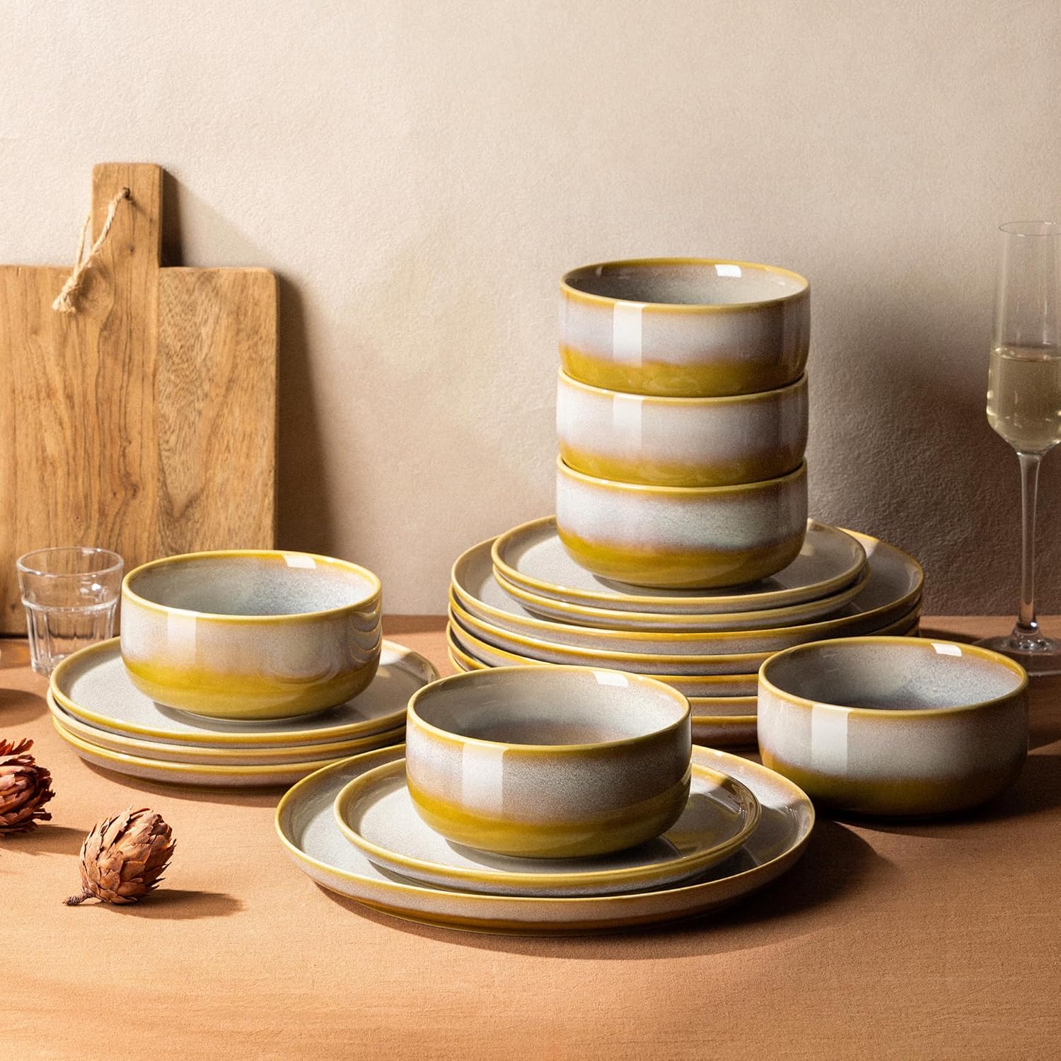 TheTerra Ceramic Dinnerware Sets for 6, 18 Pieces Handmade Reactive Glaze Plates and Bowls Set, Scratch Resistant Dish Set, Oven & Microwave & Dishwasher Safe, Autumn Haze